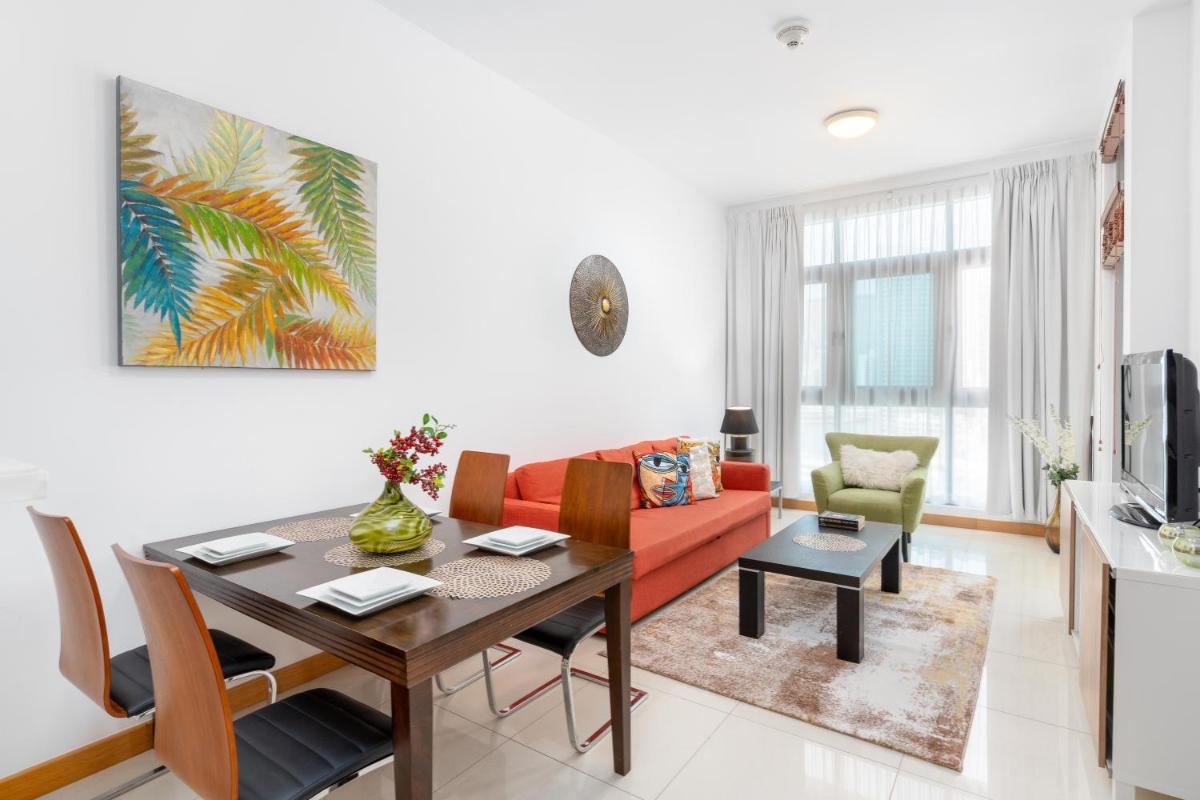 Vacay Lettings - 1 Bed at Iris Blue, Dubai Marina