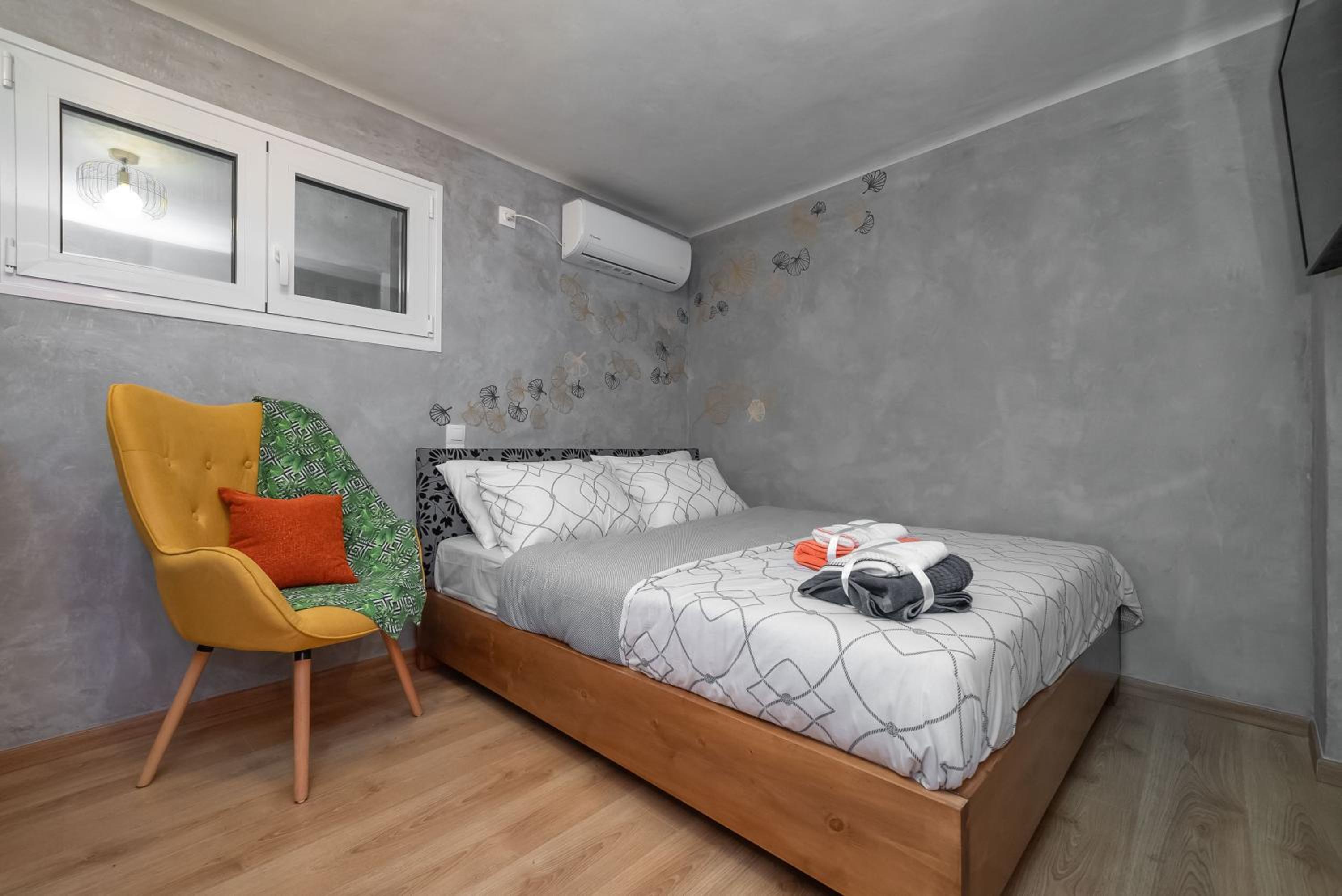 Cozy tiny apartment in the heart of Plaka