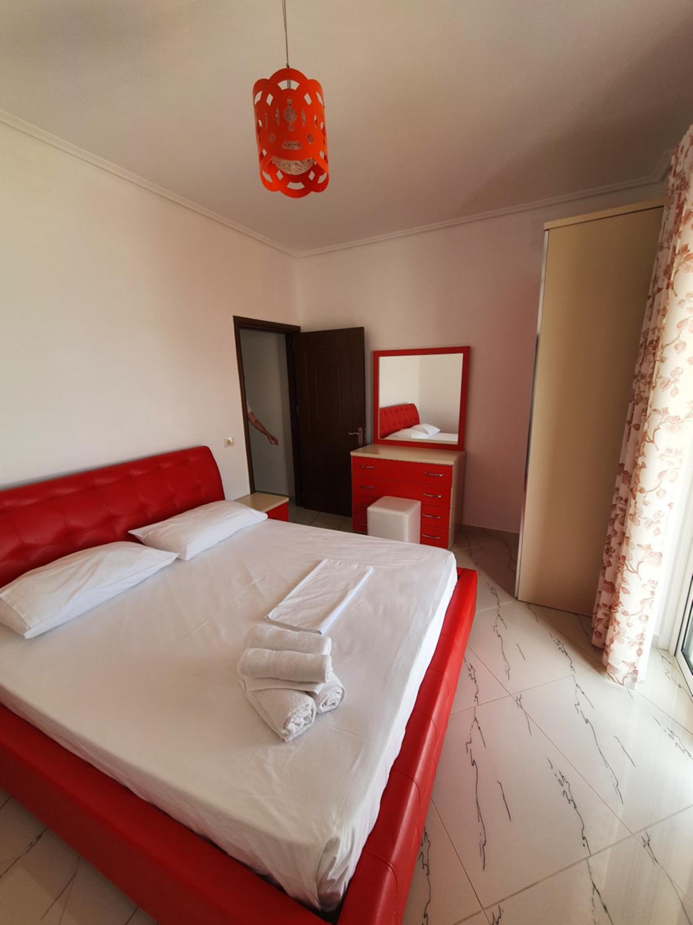 Klajdi Apartaments