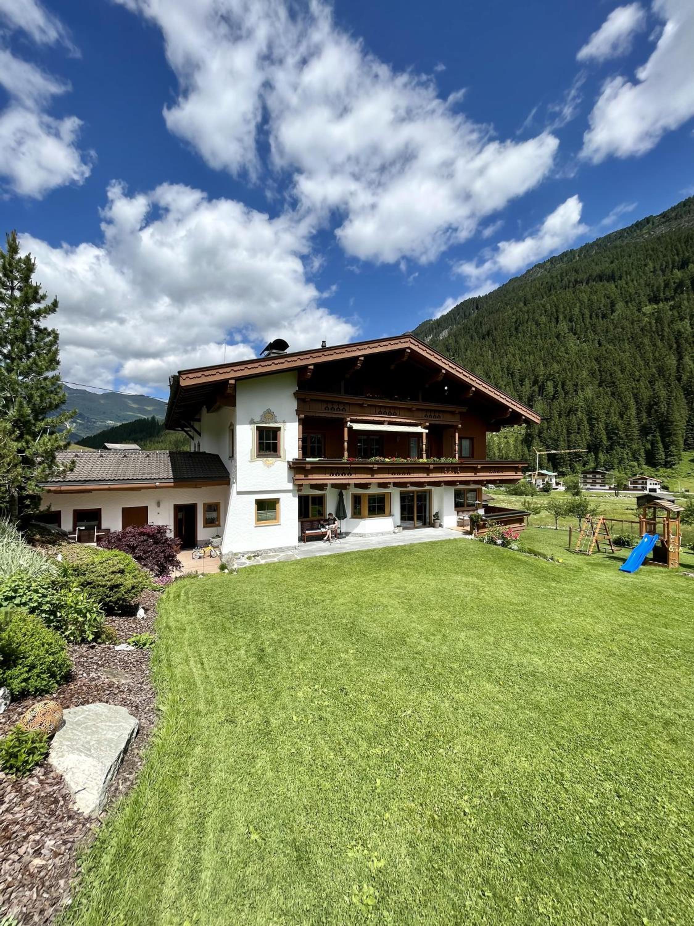 Jakob, Landhaus view 2