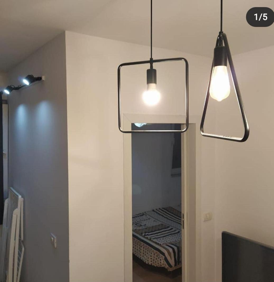 Lovely 1 bedroom apartment near Eye of Tirana