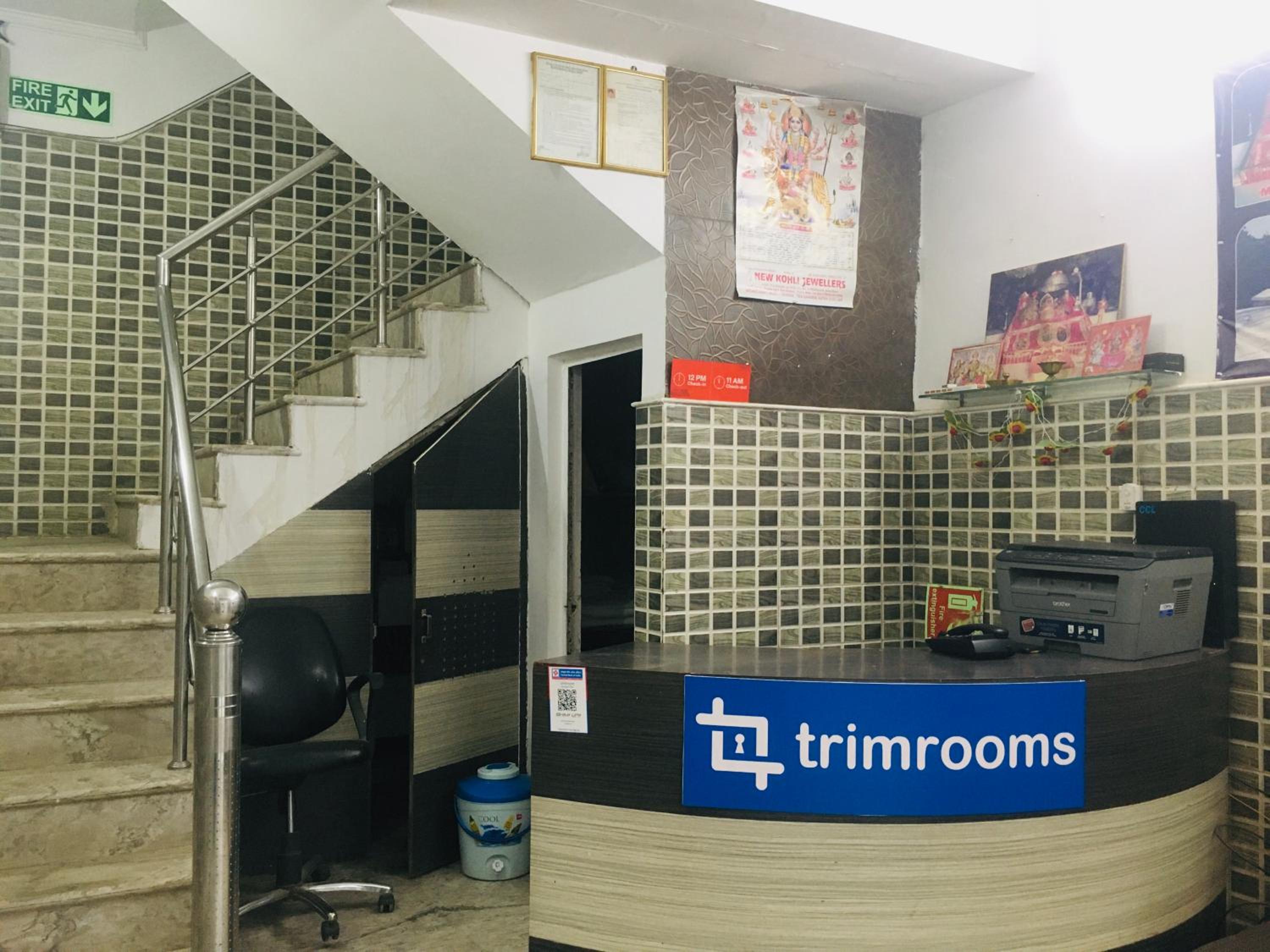 Trimrooms Shree Mata Palace, Katra Bus Stand