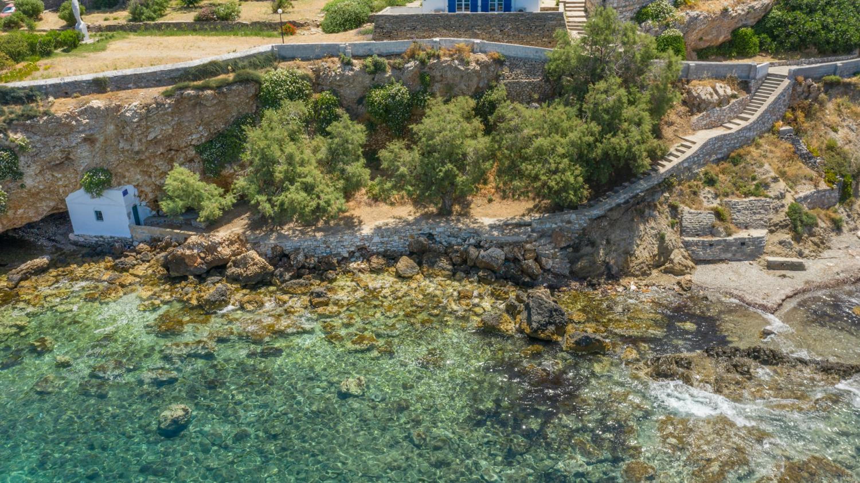 Satsi’s Cozy Casa-2 min from the beach&town photo 4