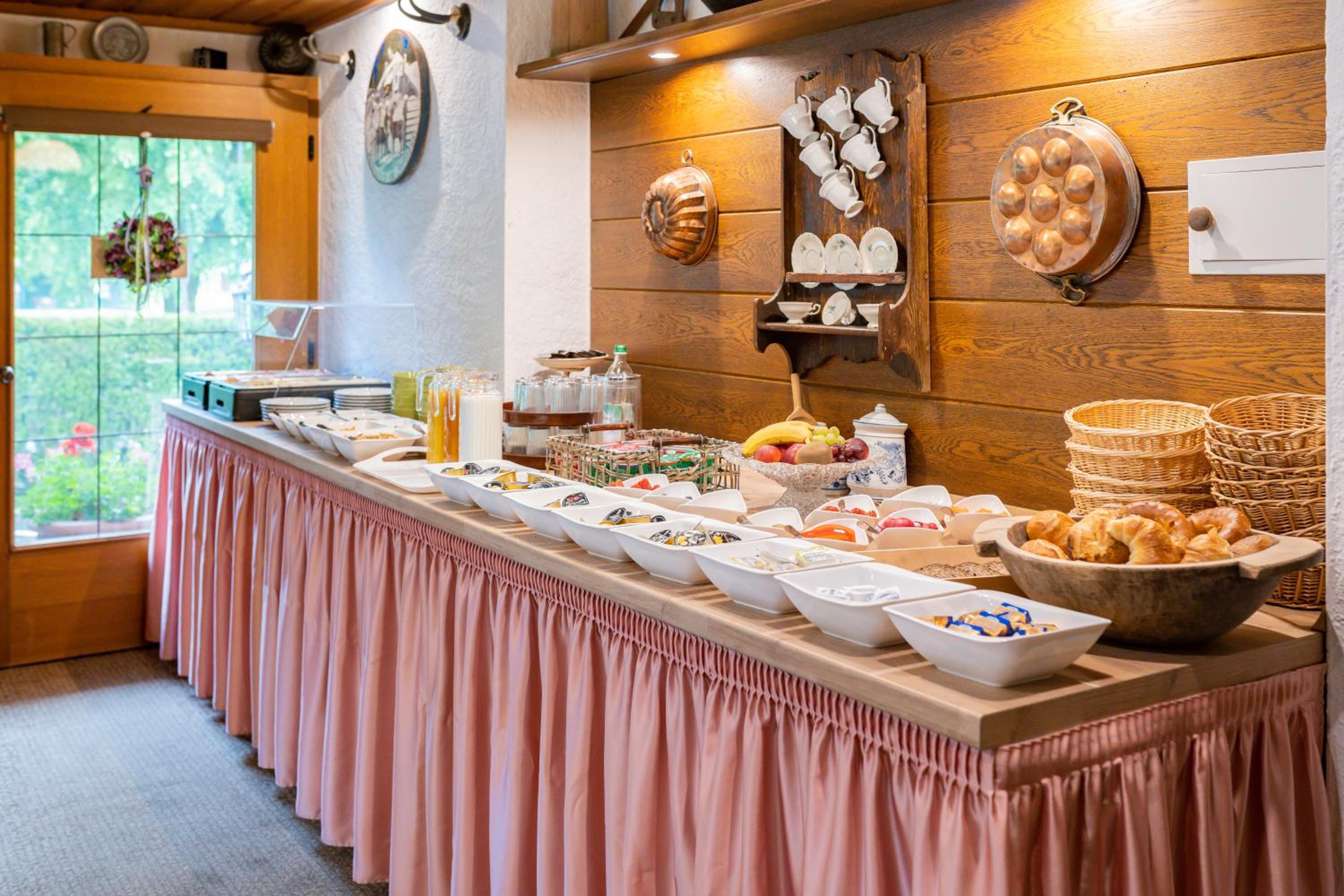 Hotel-Pension-Ostler