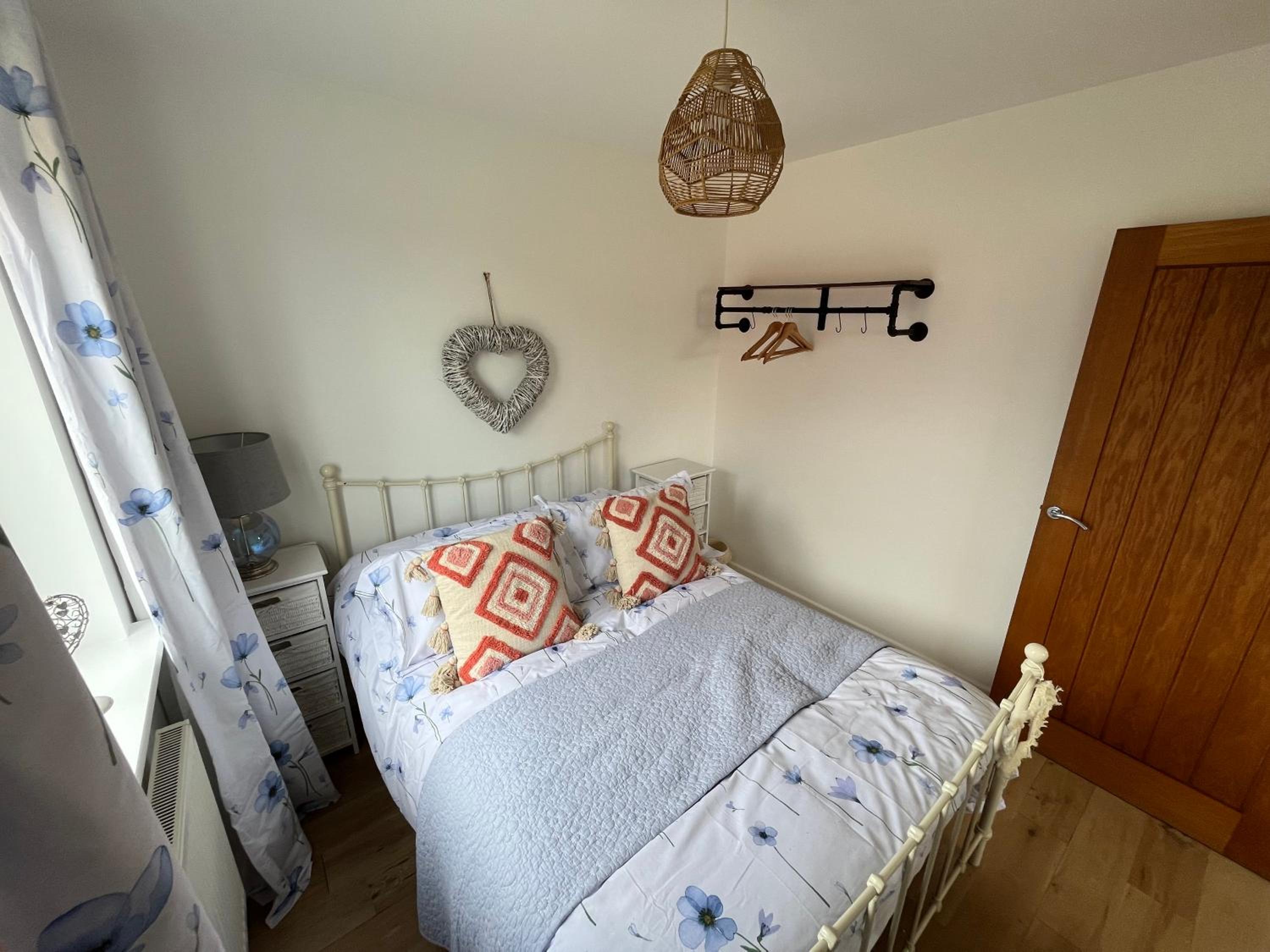 Oak Valley Lodges & Camping view 4