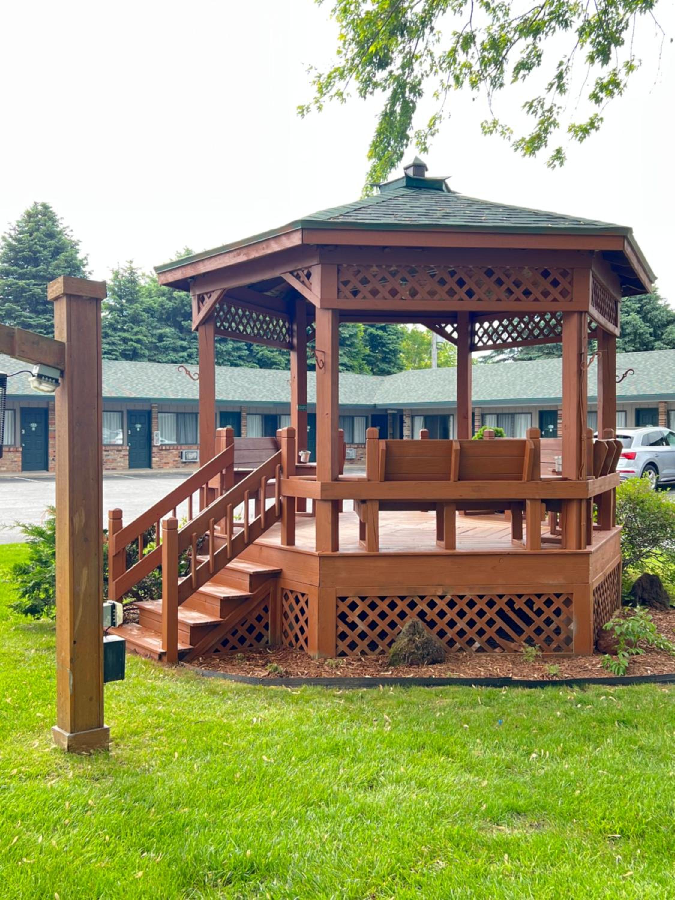 Viking Arms Inn - Ludington