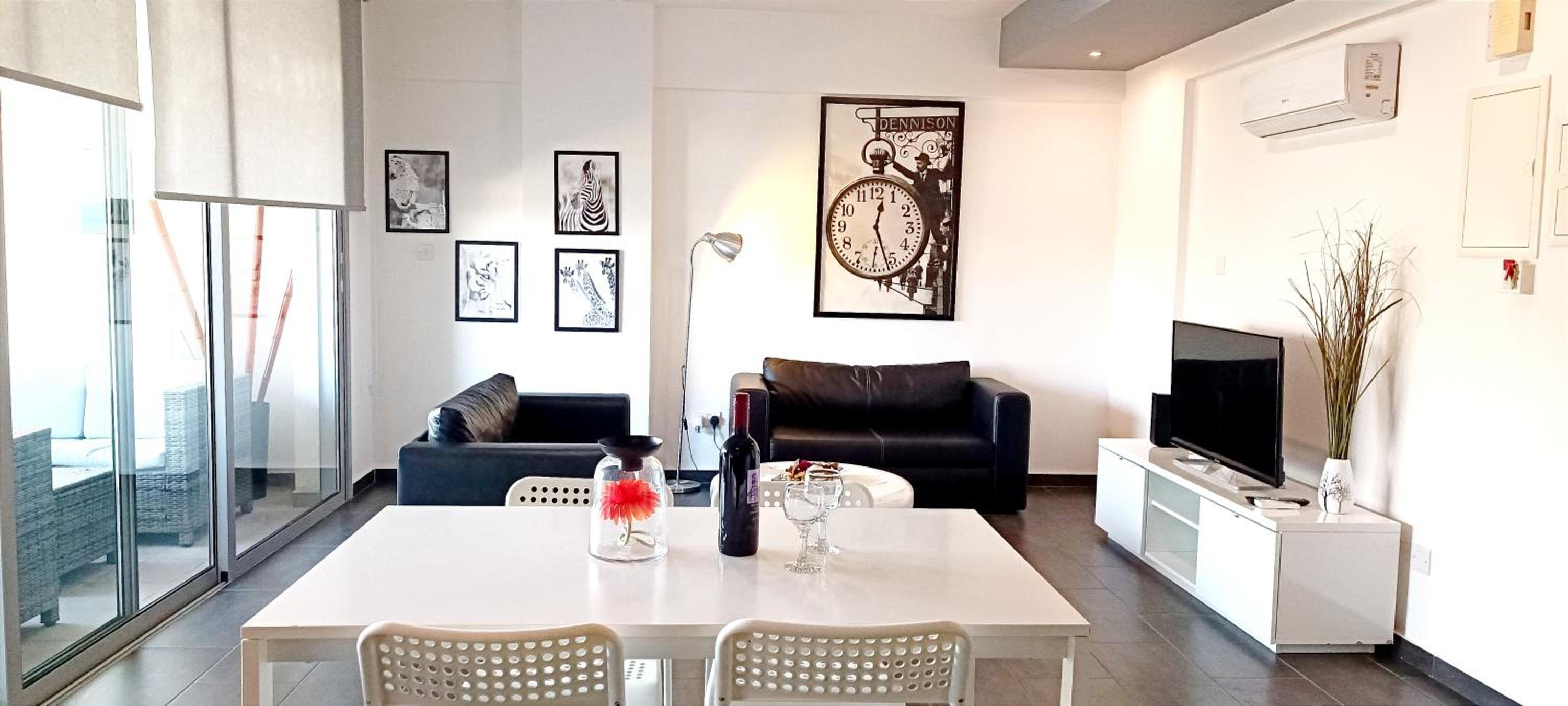 Dezo Luxury town Apartment view 4