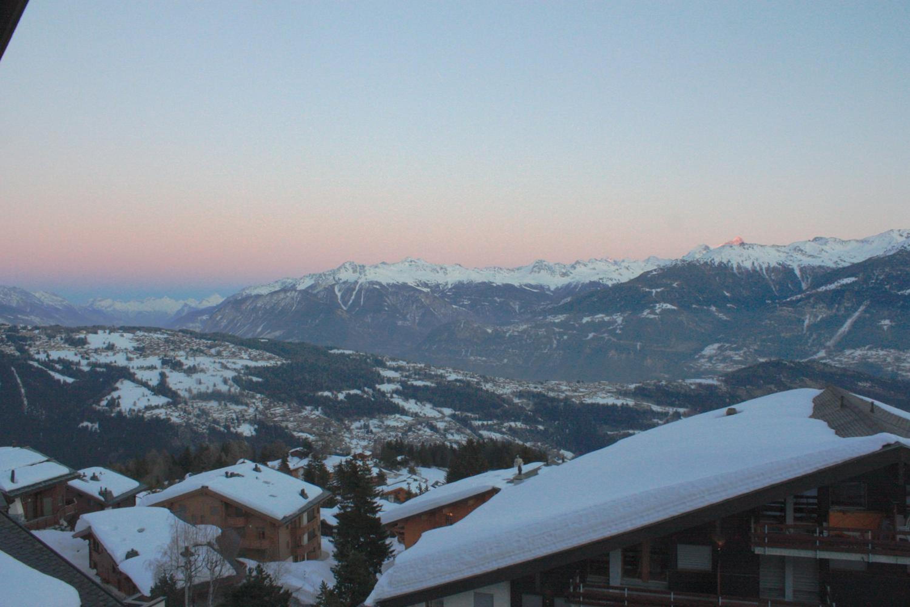 Apartment in Anzère view 3