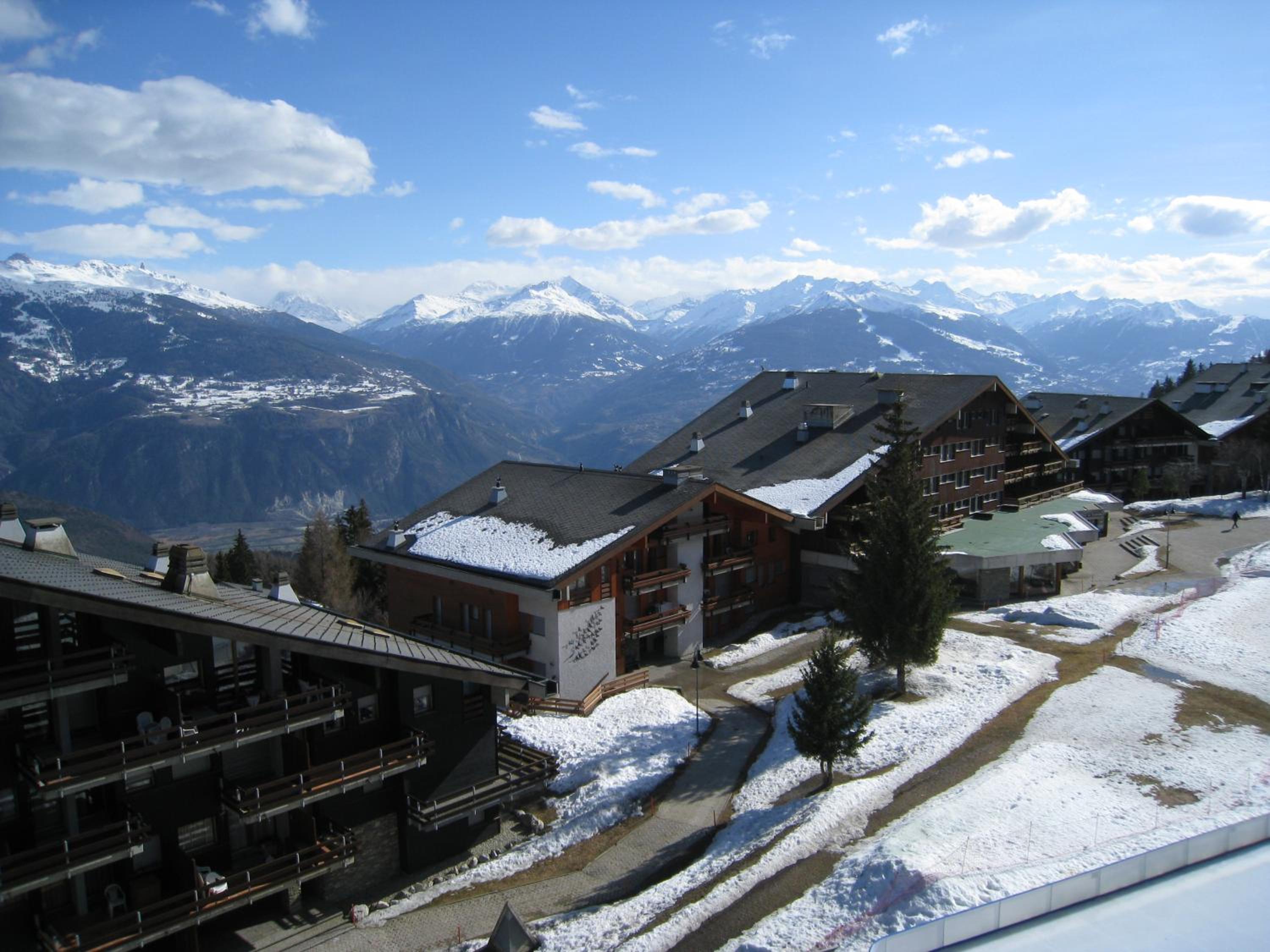 Apartment in Anzère view 2