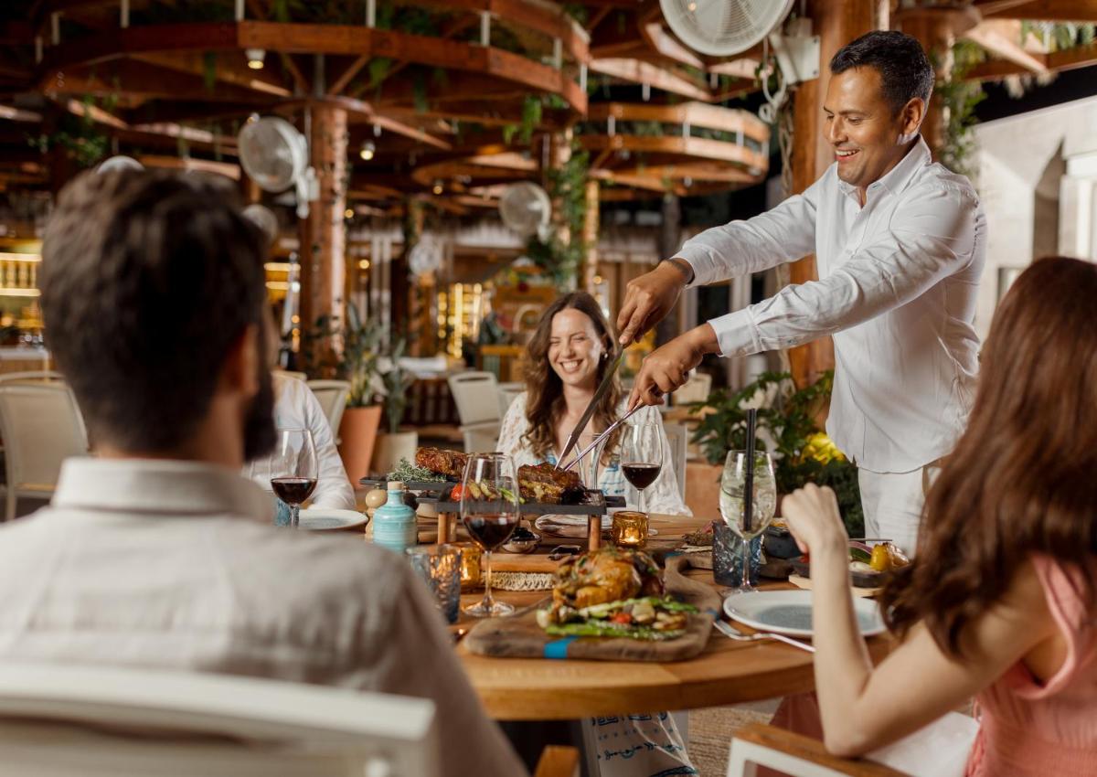 restaurant