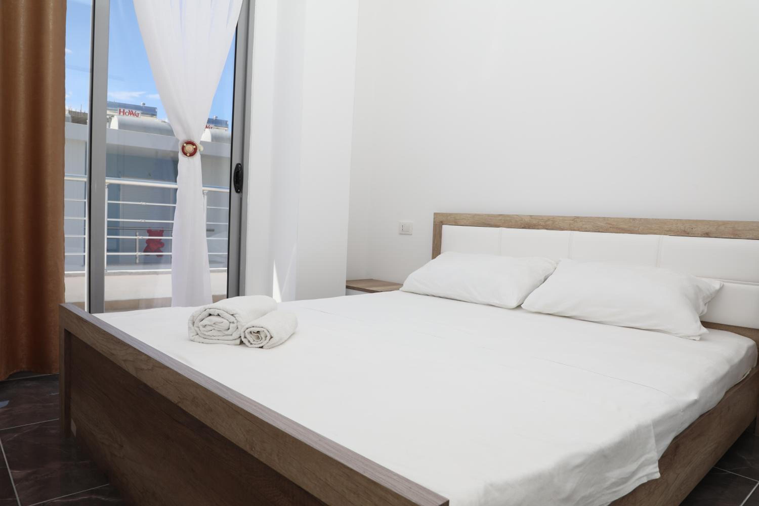 LUX3 Seaview & 43' TV Netflix