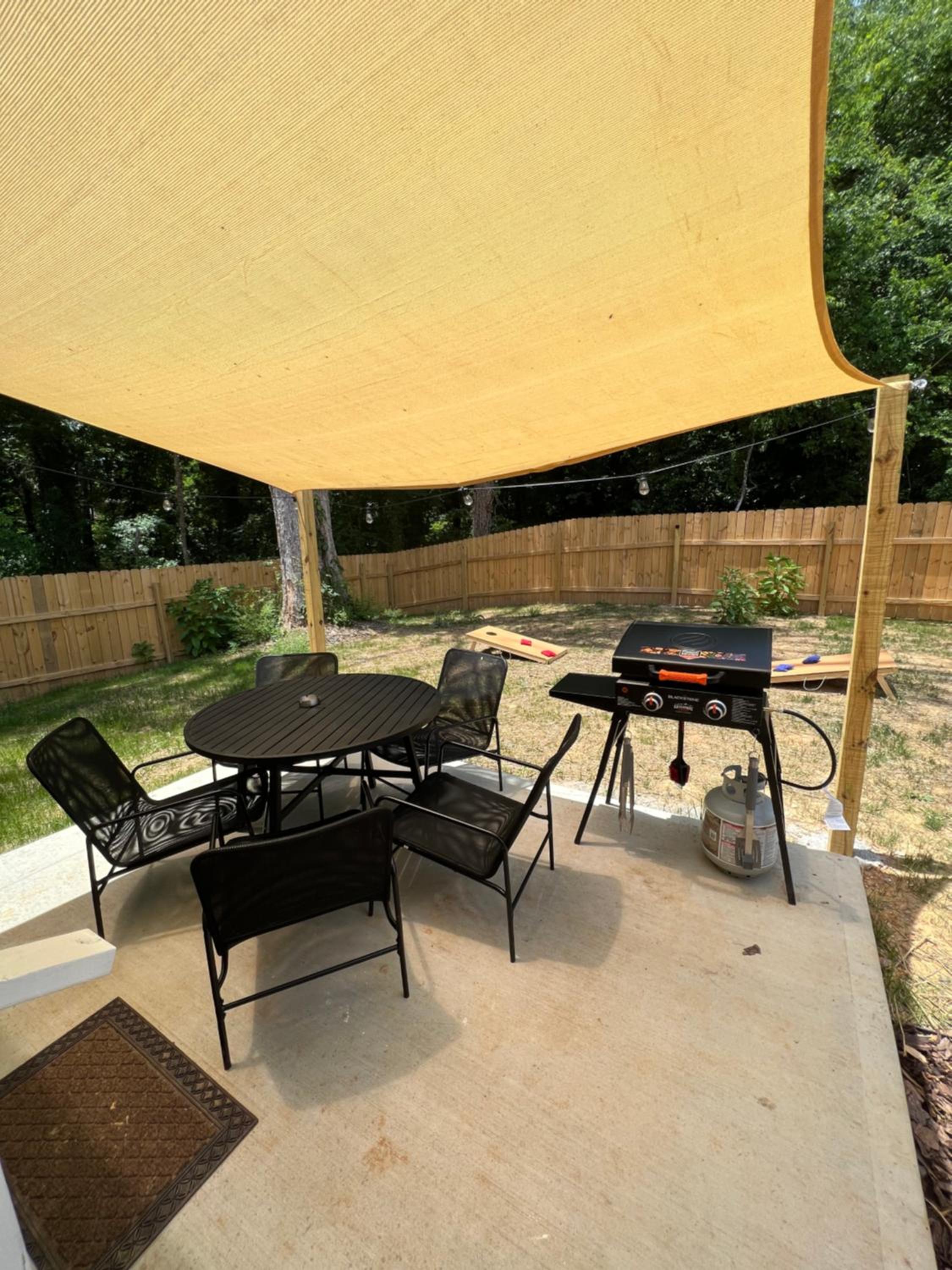 Brandnew Spacious 4 BR House minutes to Uptown Charlotte view 3