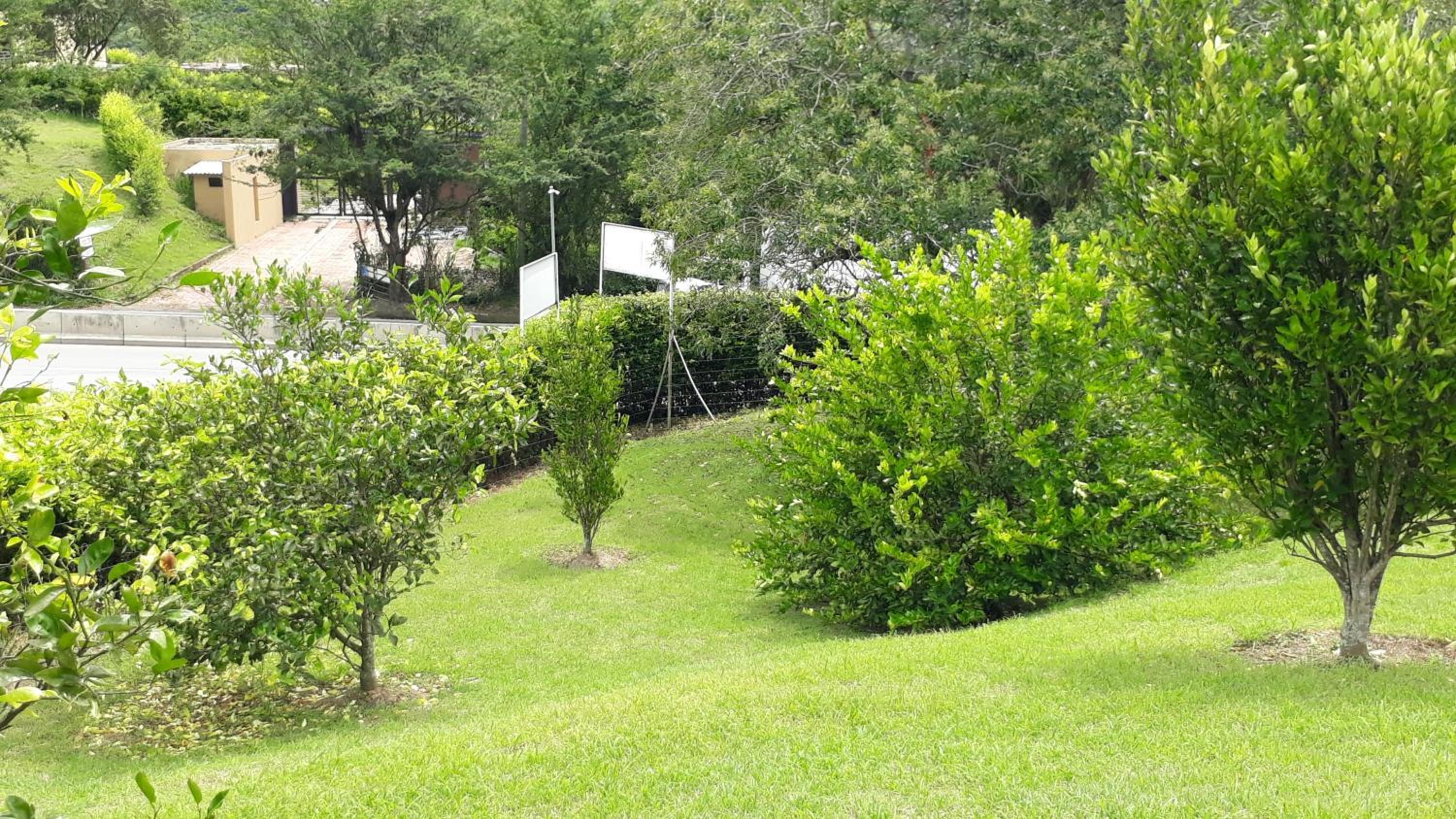 Casa campestre de lujo con piscina privada, terreno de 6mil mts, vigilancia 24horas,