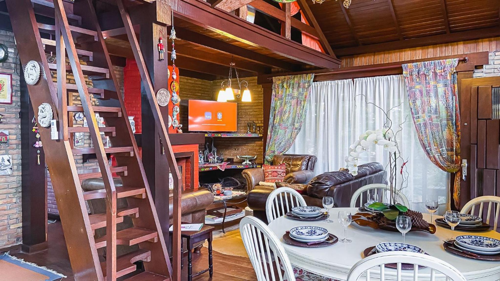 Locar-in Gramado - Meu Cantinho na Serra 10 pax