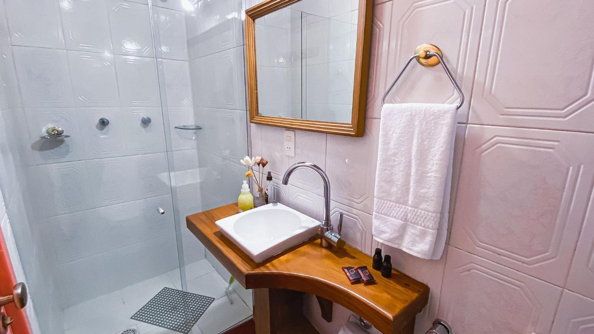 Locar-in Gramado - Meu Cantinho na Serra 10 pax