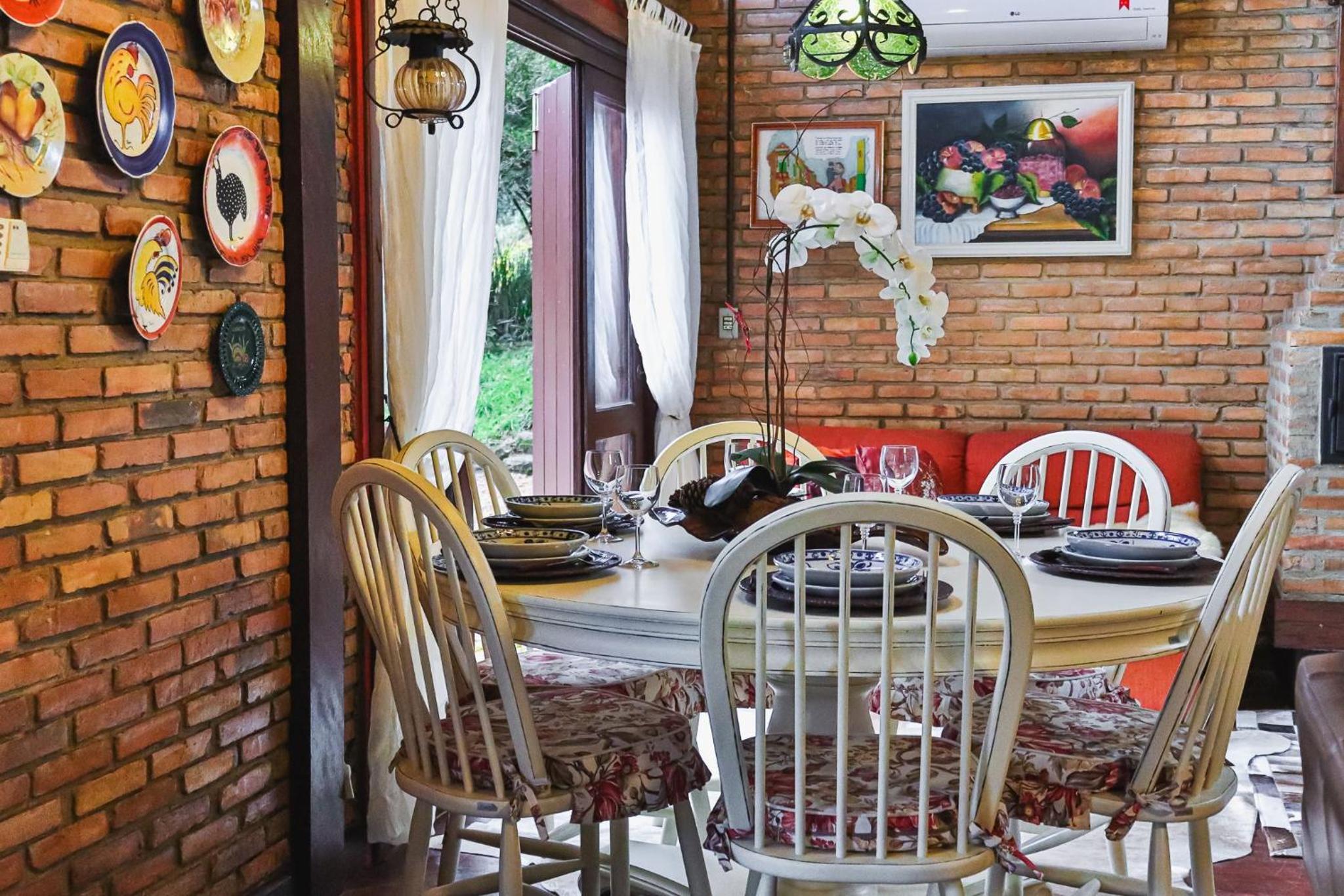 Locar-in Gramado - Meu Cantinho na Serra 10 pax