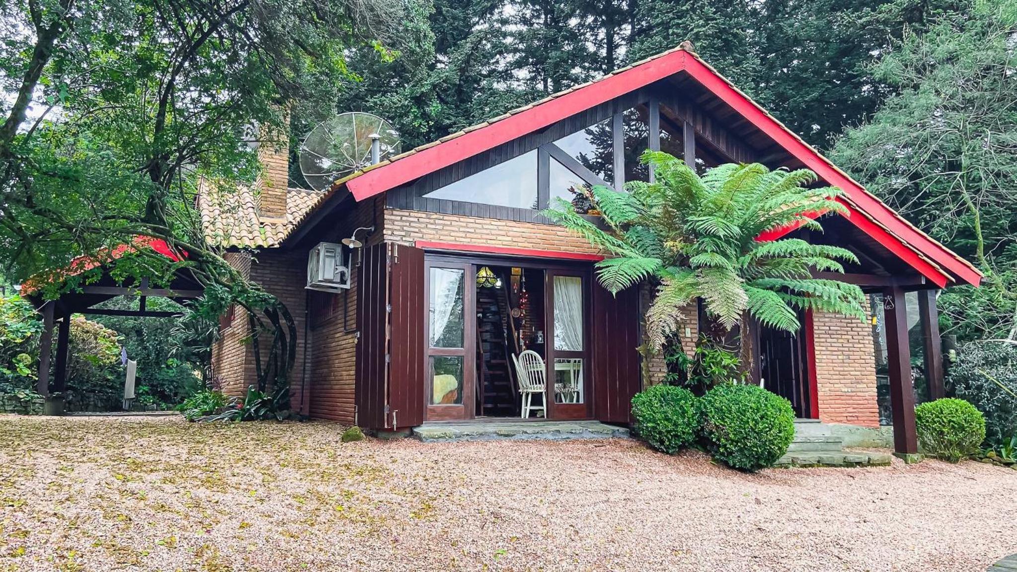 Locar-in Gramado - Meu Cantinho na Serra 10 pax