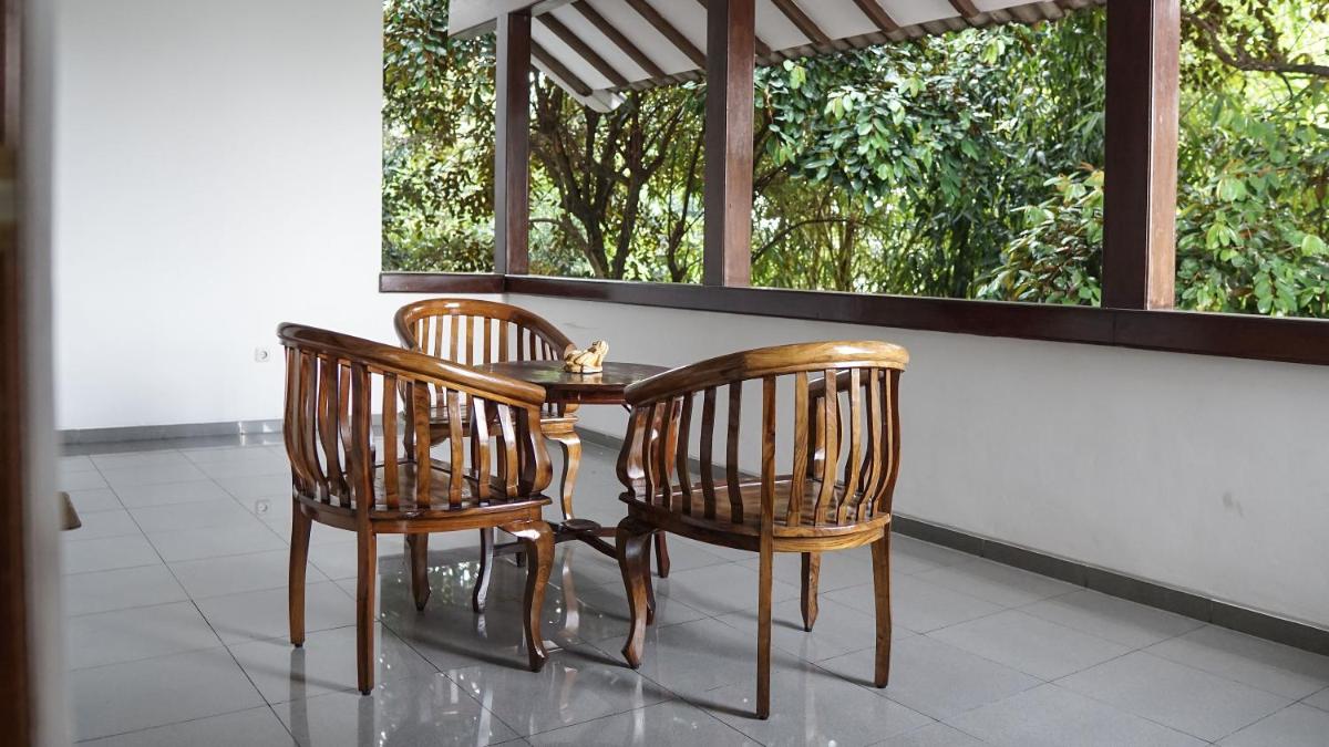 Ayodya Inn , Yogyakarta Lodging , Digital Nomads , Entrepreneurs Centre , CoWorking Space , CoLiving , Kost Lengkap , Exclusive Boarding House and Student  view 3