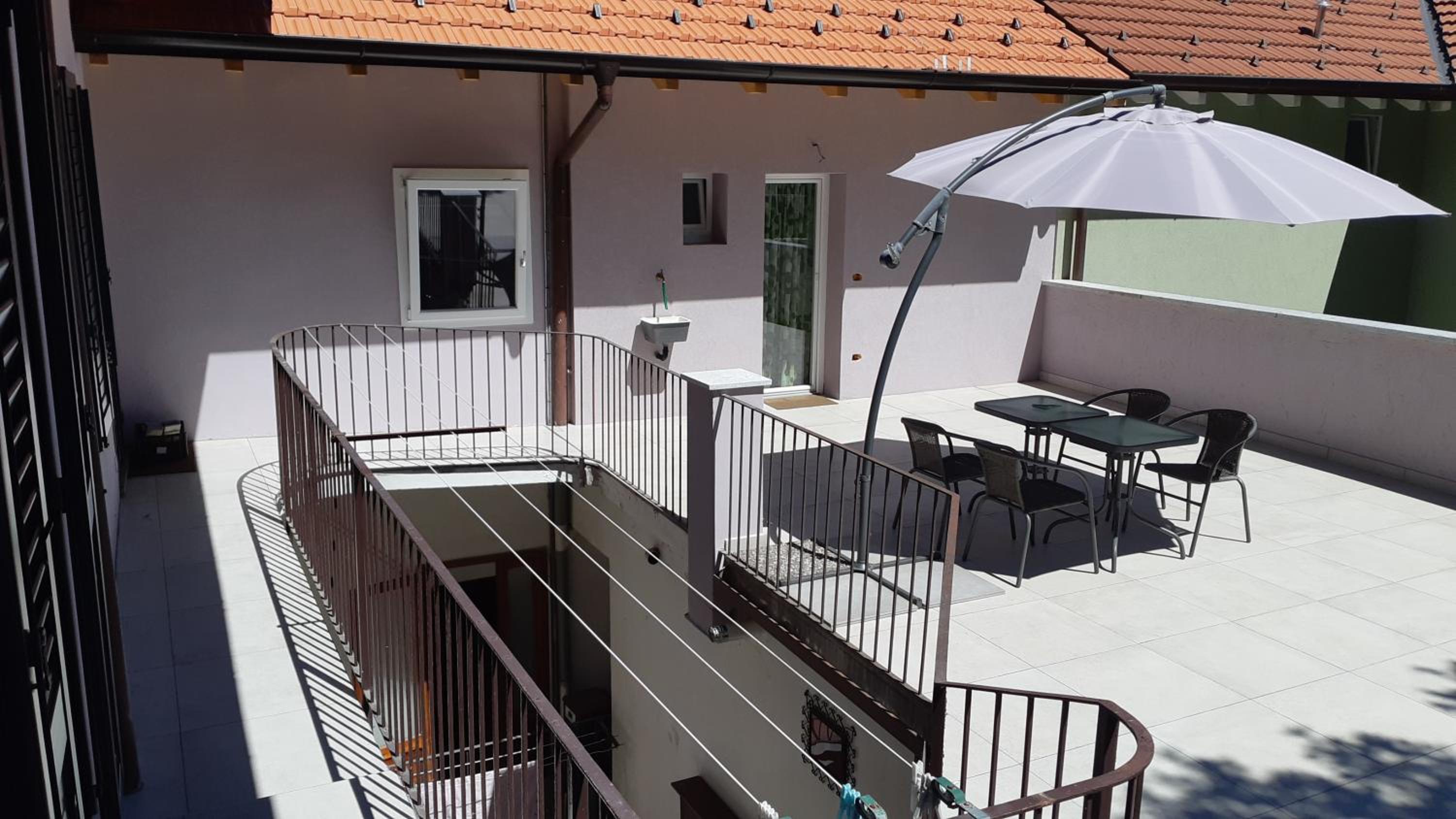Guest House Green Heart view 2