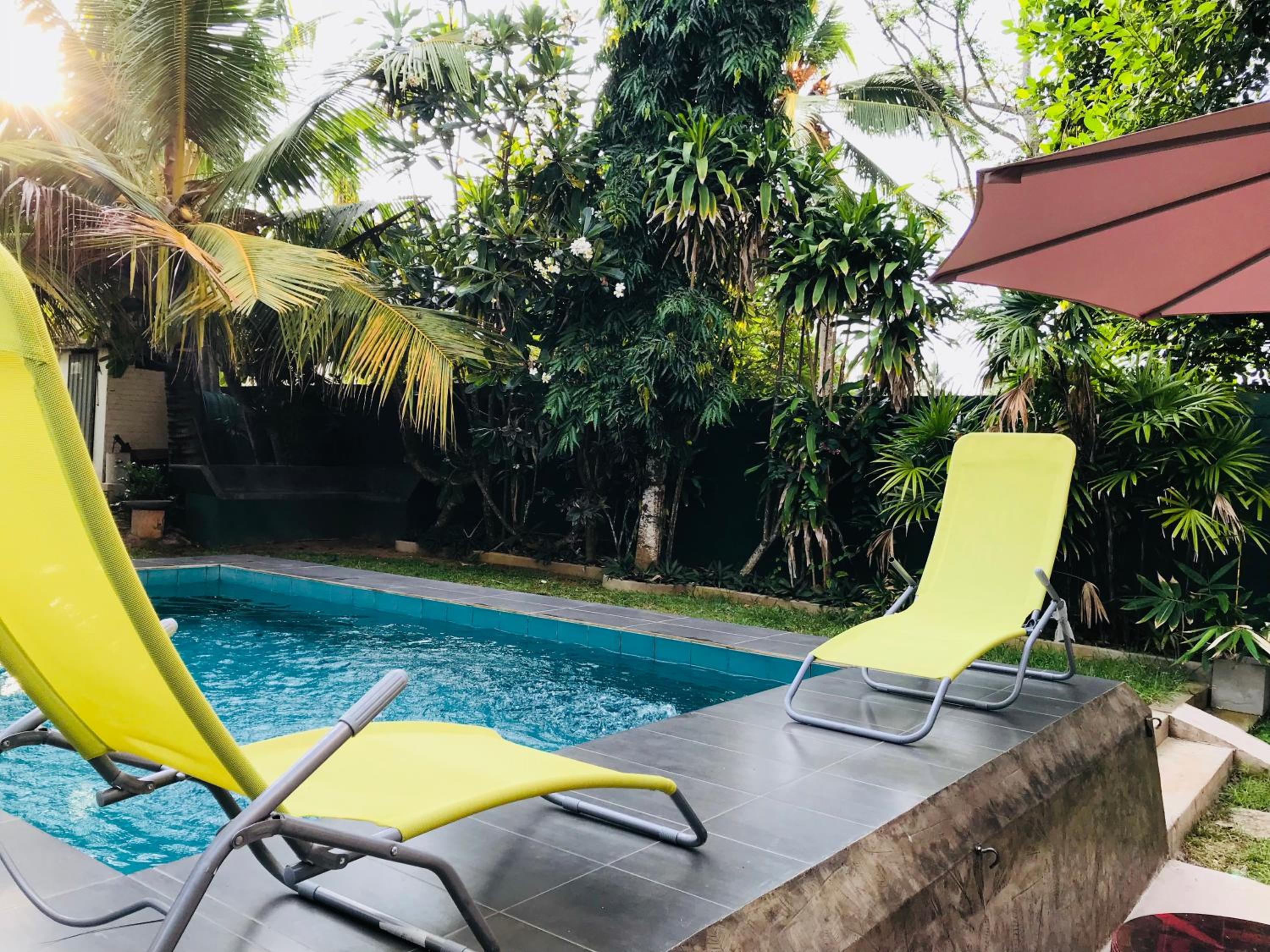 Sri Beach Bungalows And Villa