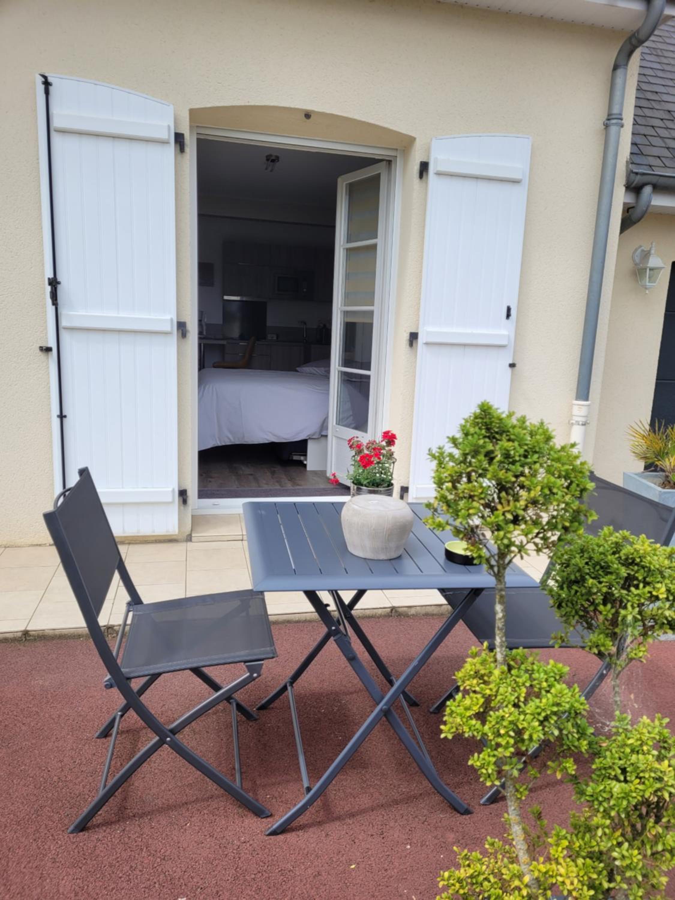 outdoor BBQ area