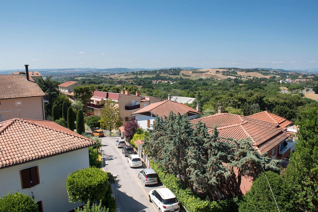 S270 - Sirolo, quadrilocale in centro con vista panoramica