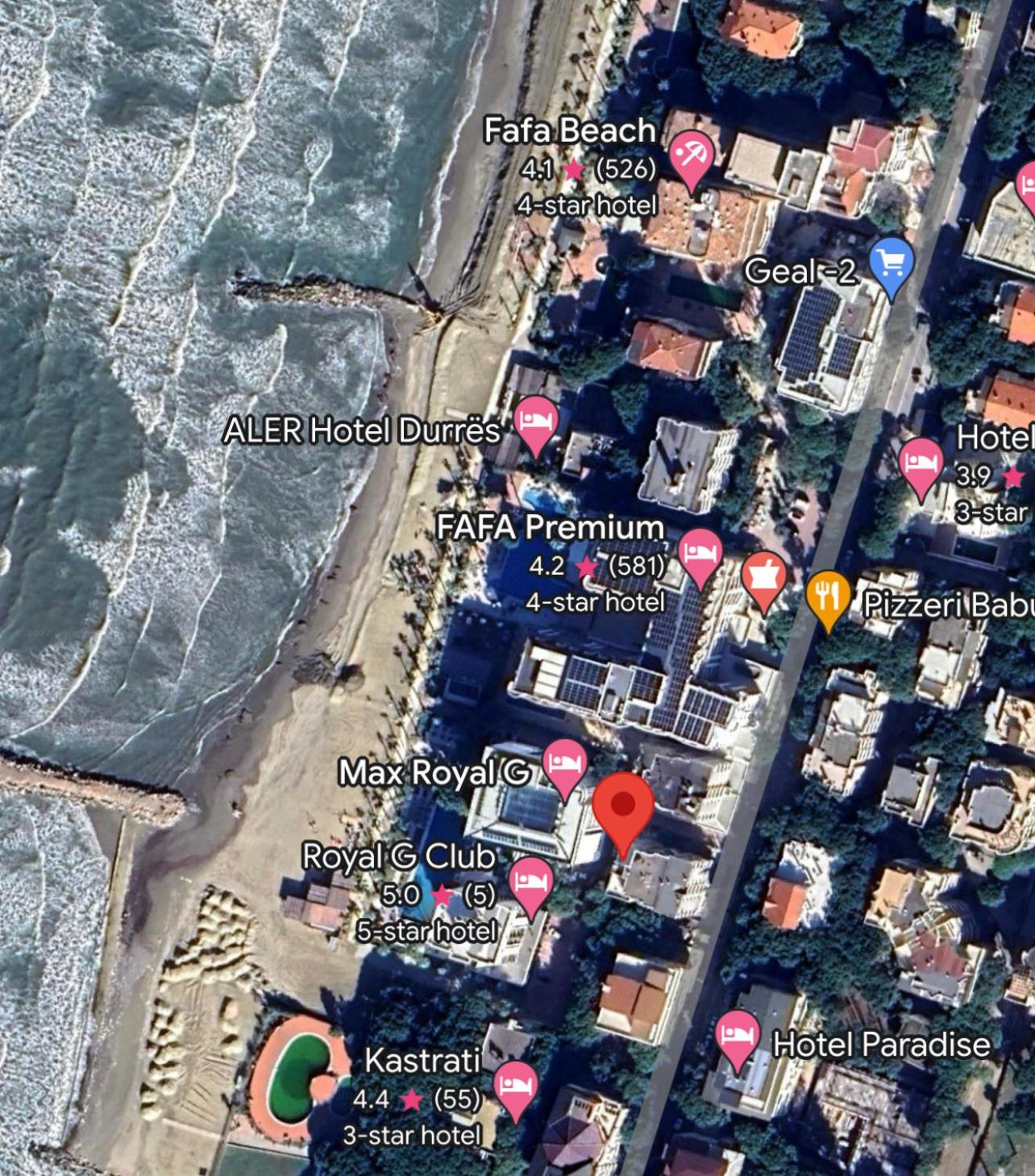 Cheap studios , 10 meters from beach