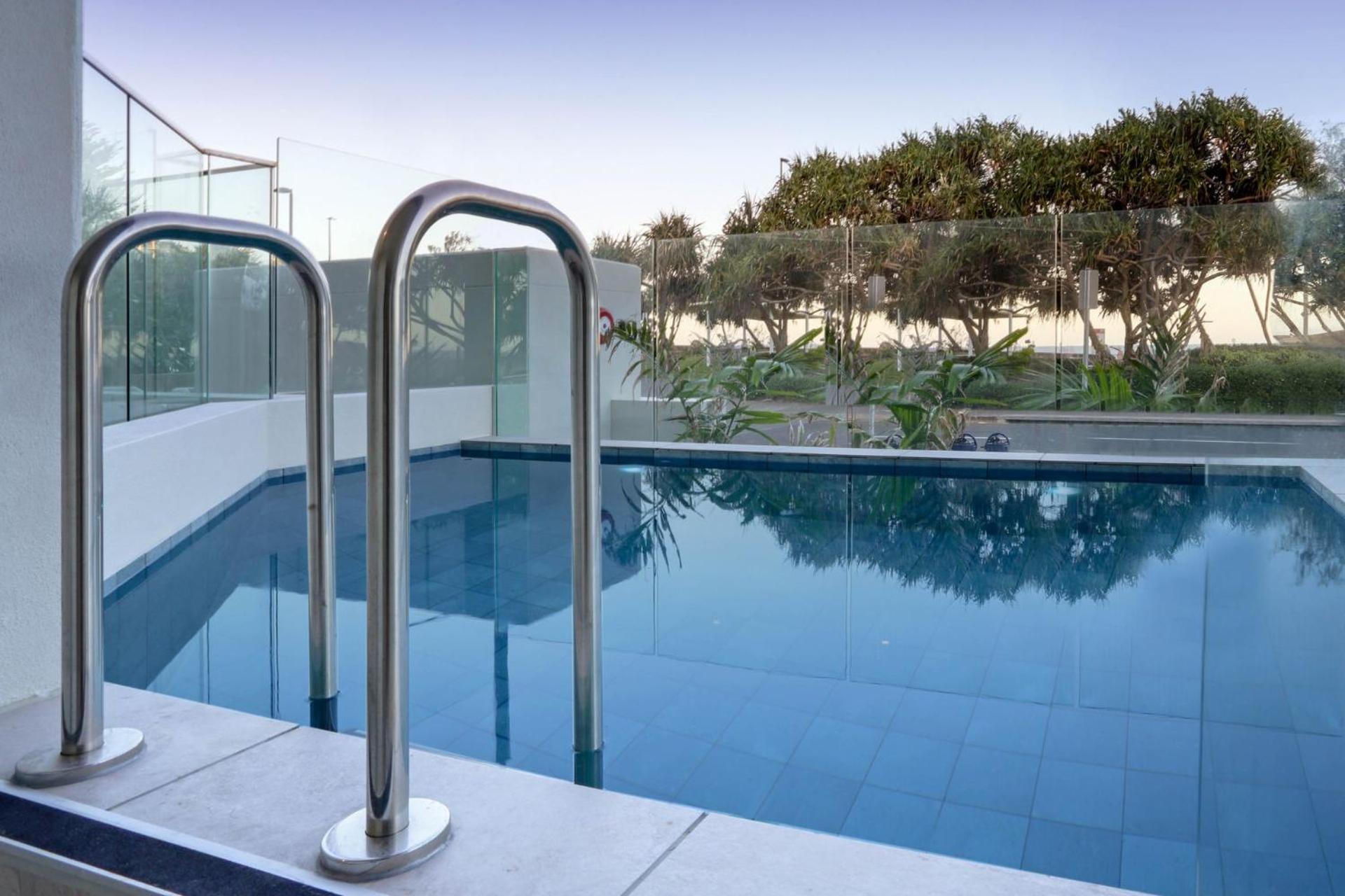 Caloundra Vacations - Kings Surf Unit 6 5 Ormonde Tce Kings Beach - Property Image 2