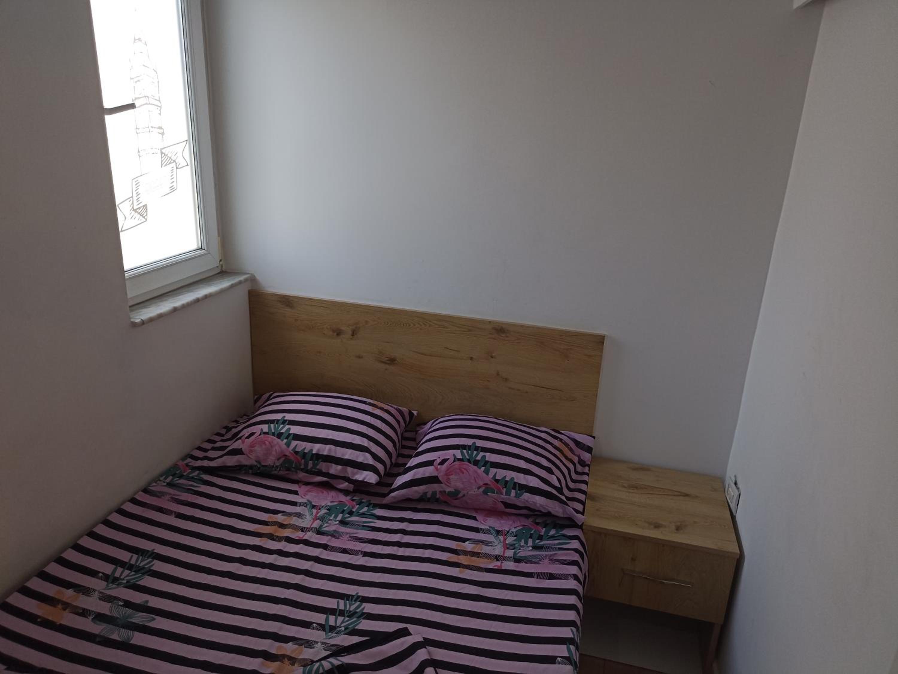Lovely 1 bedroom apartment near Eye of Tirana