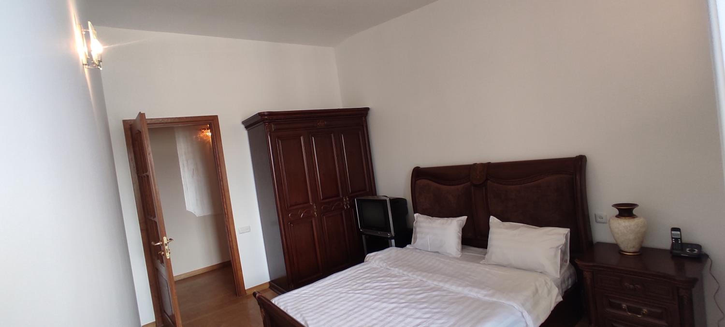 Big Apartament On Republic Square