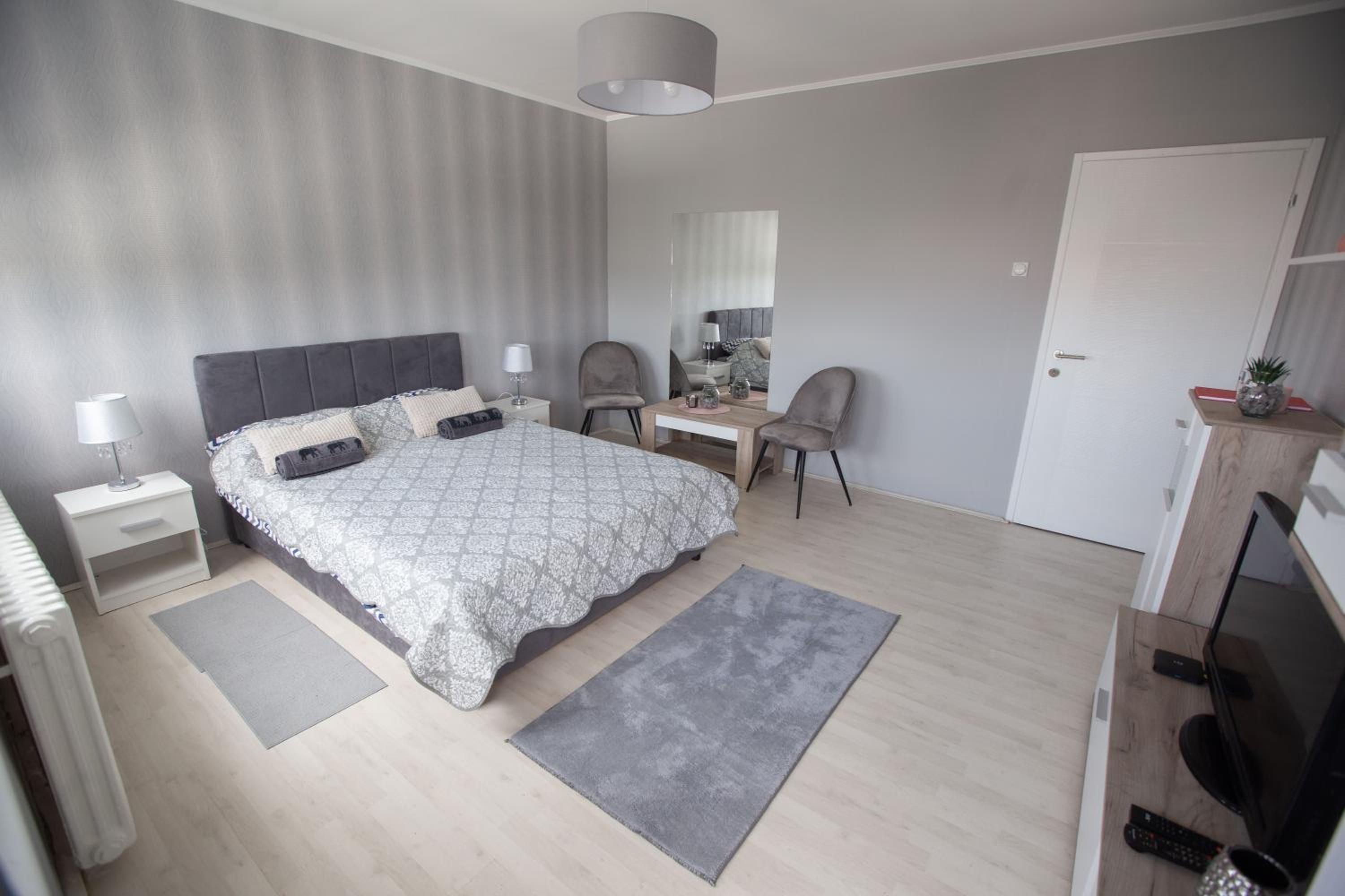 APARTMAN DANICA view 2