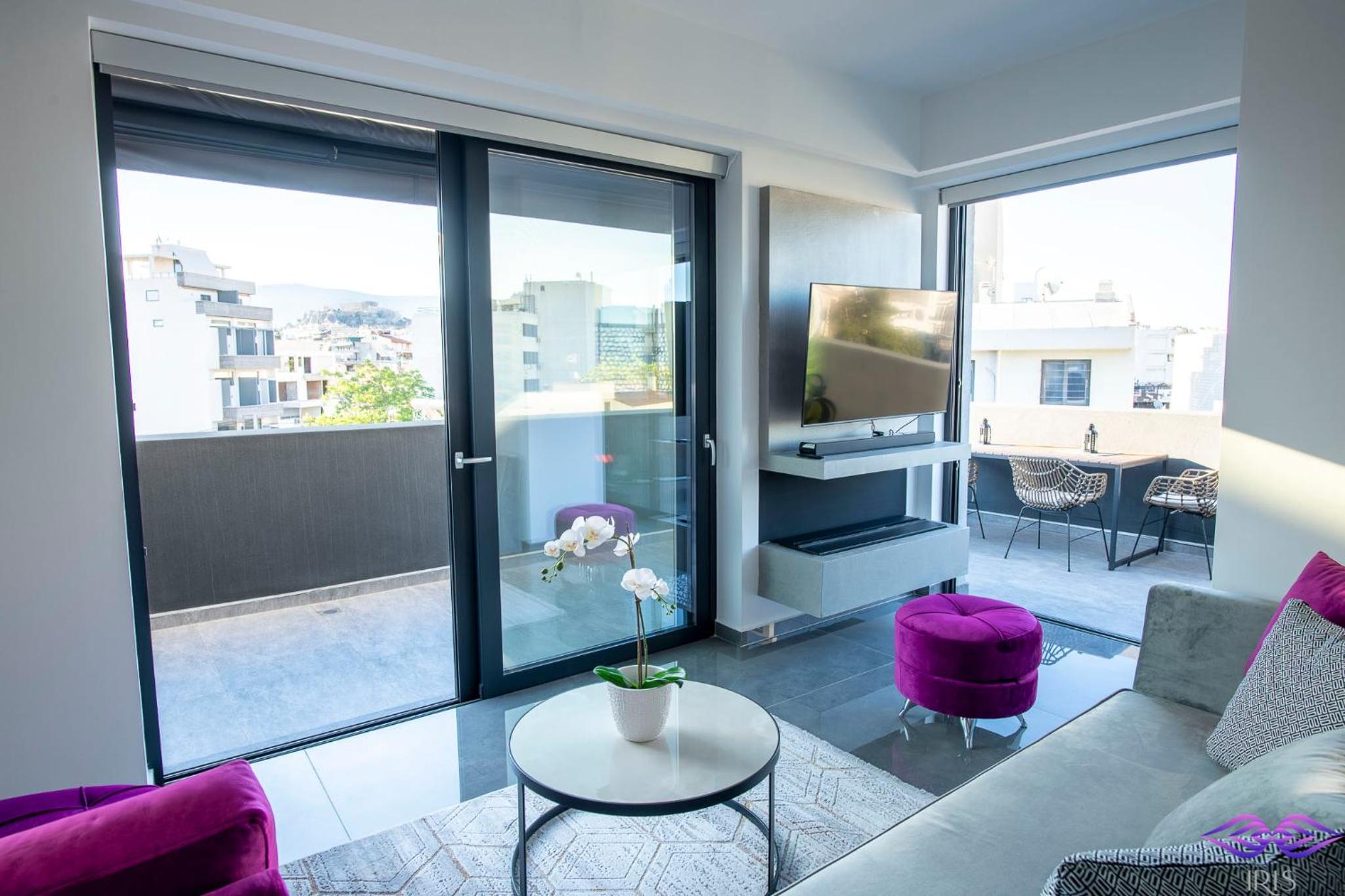 Iris Penthouse - Luxury Acropolis View and Jacuzzi