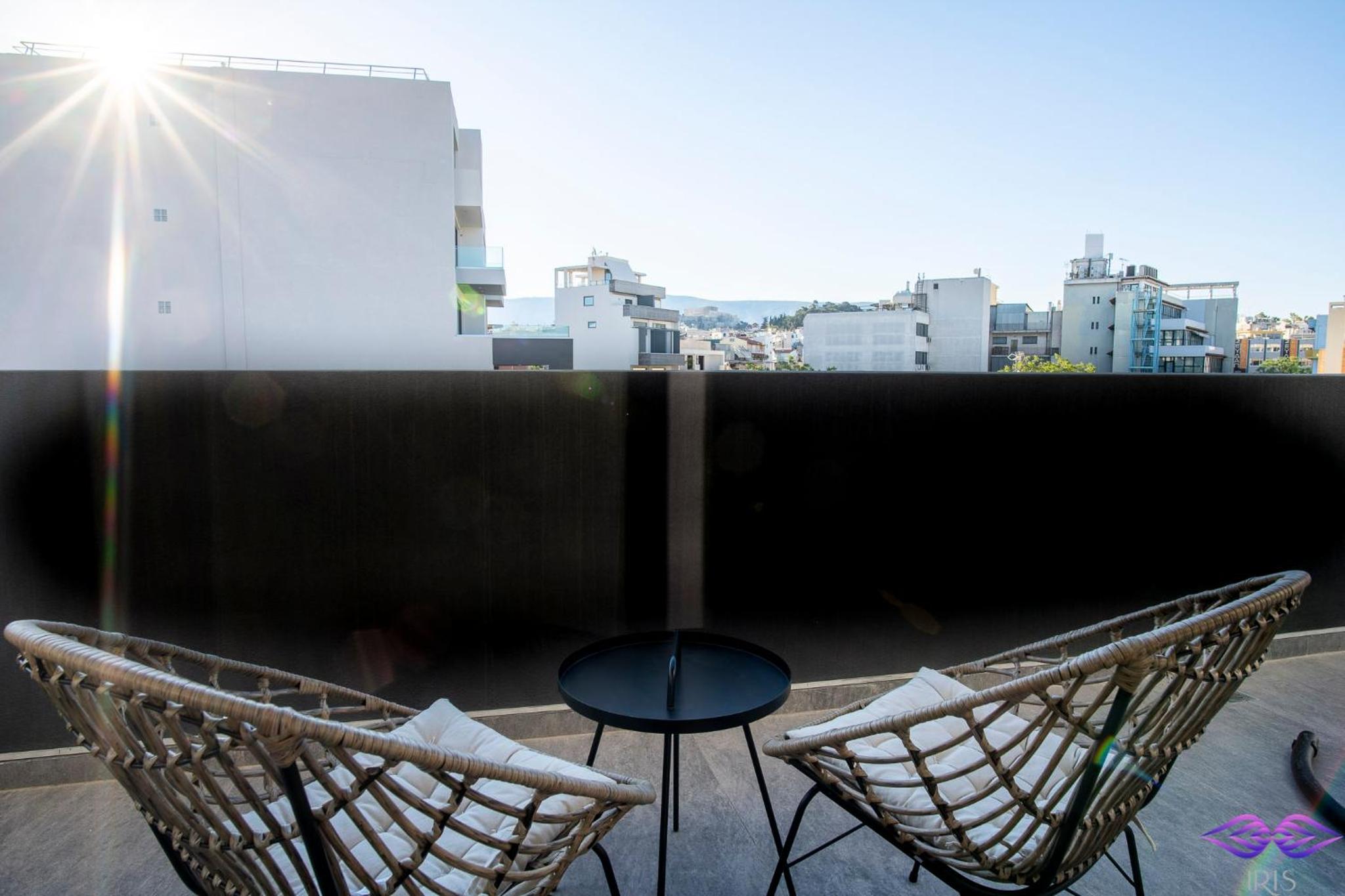 Iris Penthouse - Luxury Acropolis View and Jacuzzi