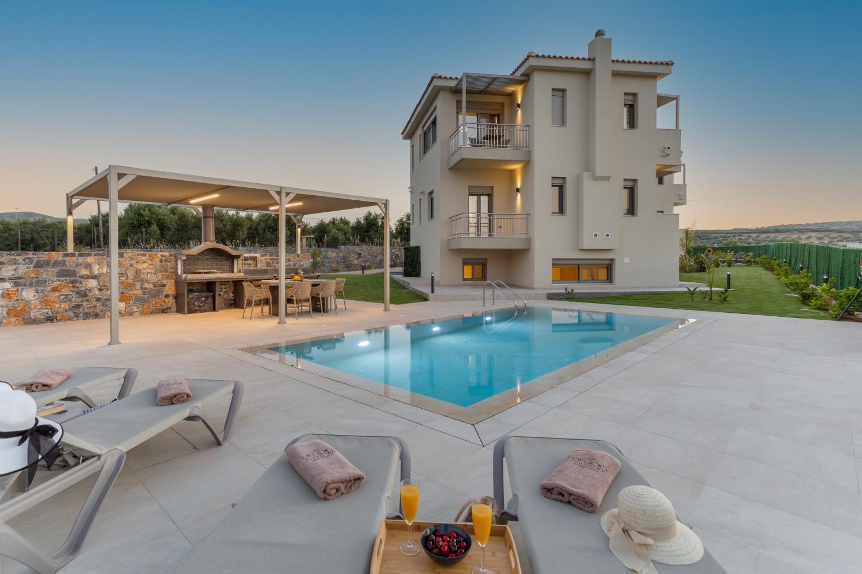 Utopia Luxury Villas view 3