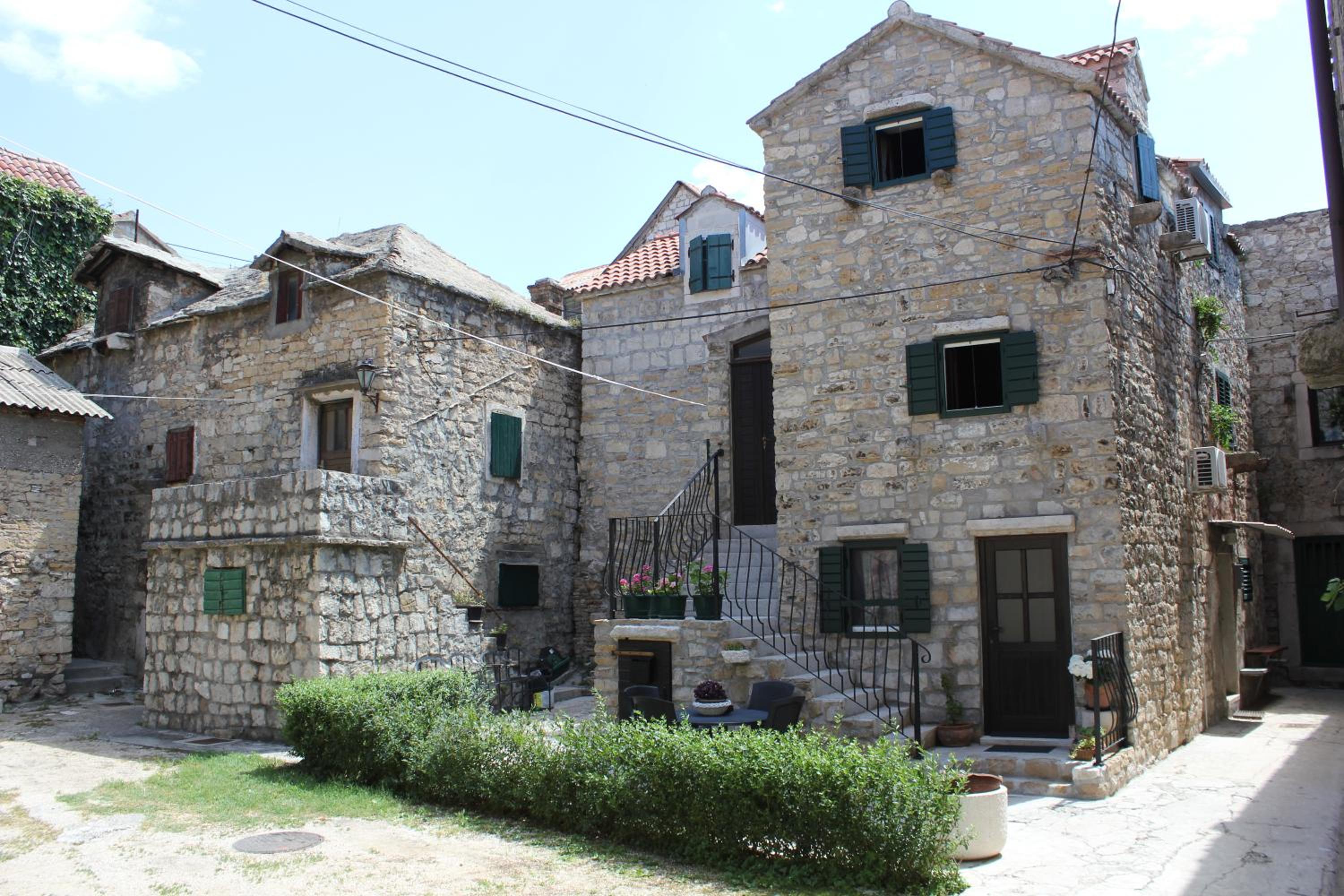 Stone house Castellum view 5