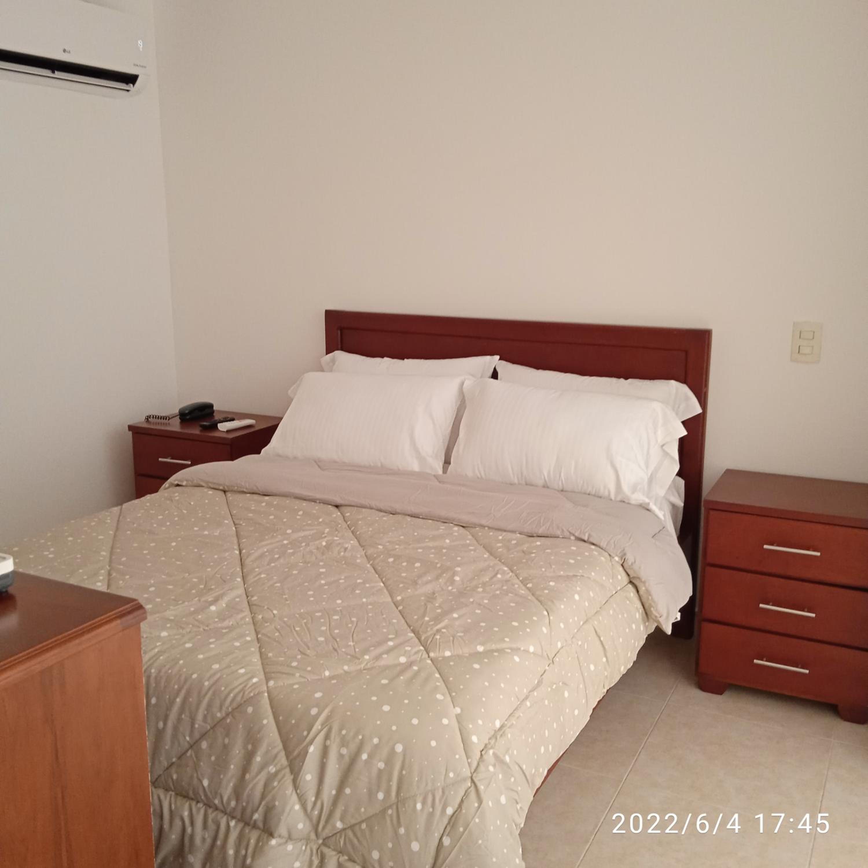 Apartaestudio atractivo, confortable, muy completo, familiar view 2