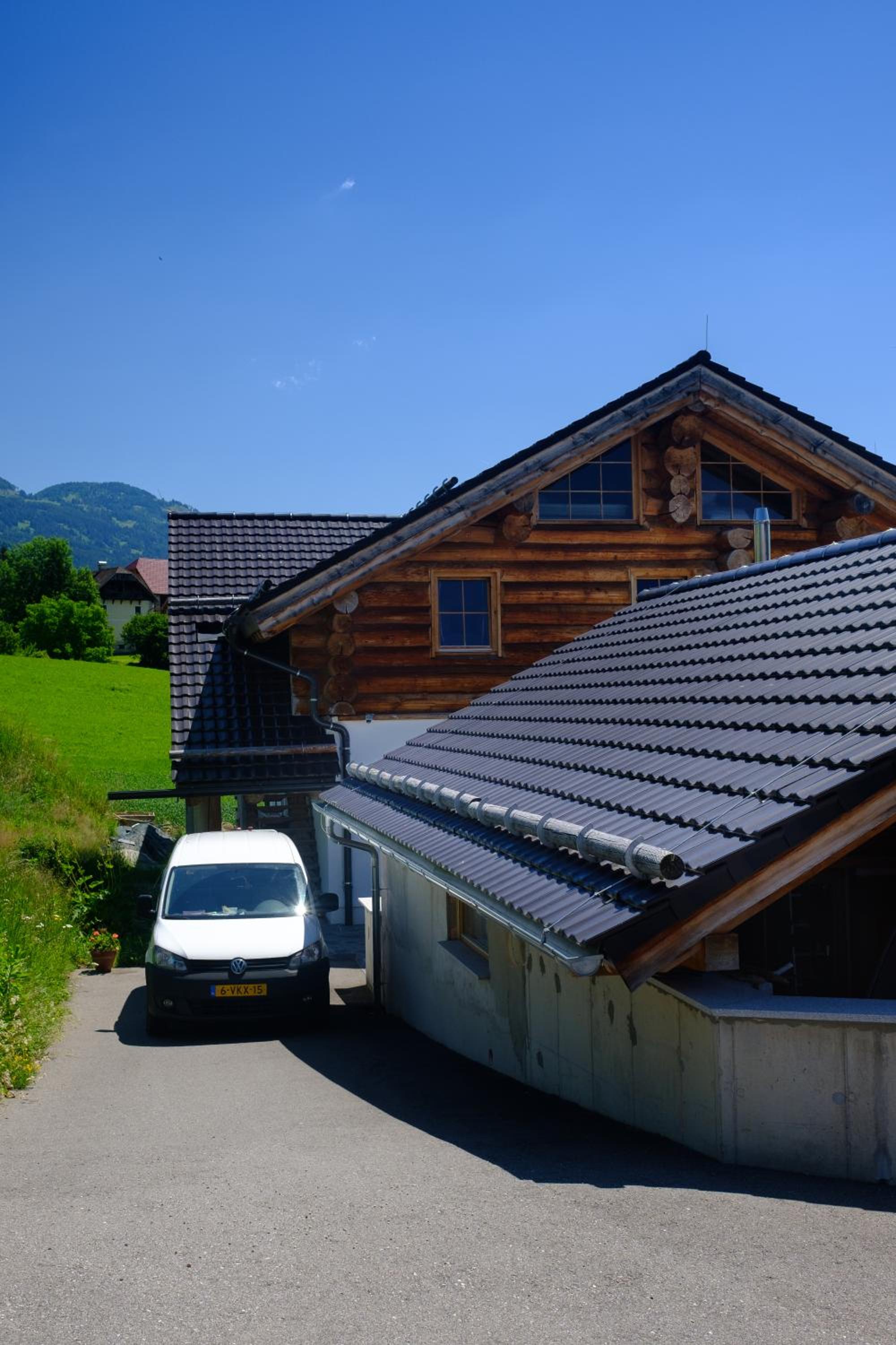 Berg & Sonne view 2
