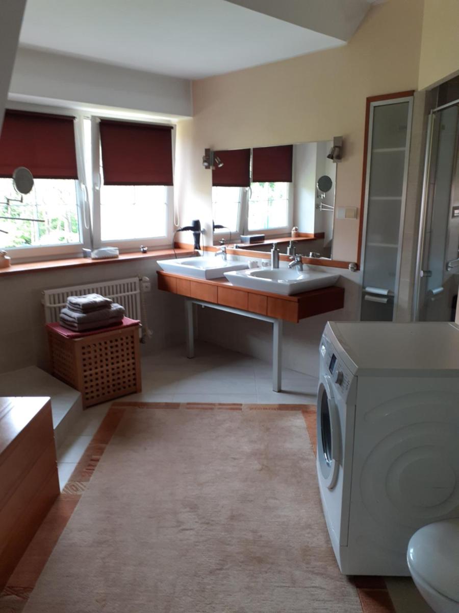 Photo 47