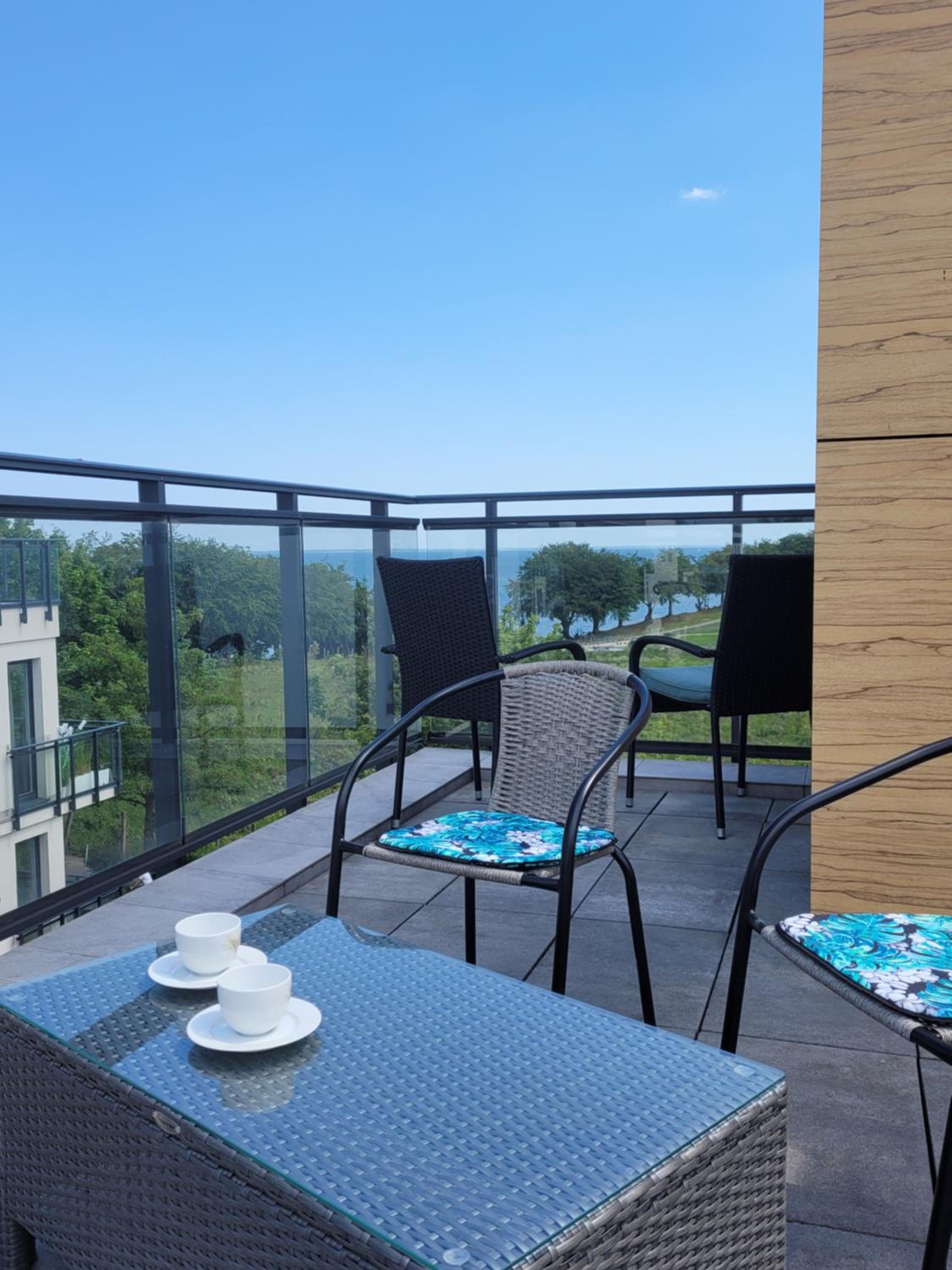 Nowoczesny, rodzinny apartament z widokiem na morze view 4