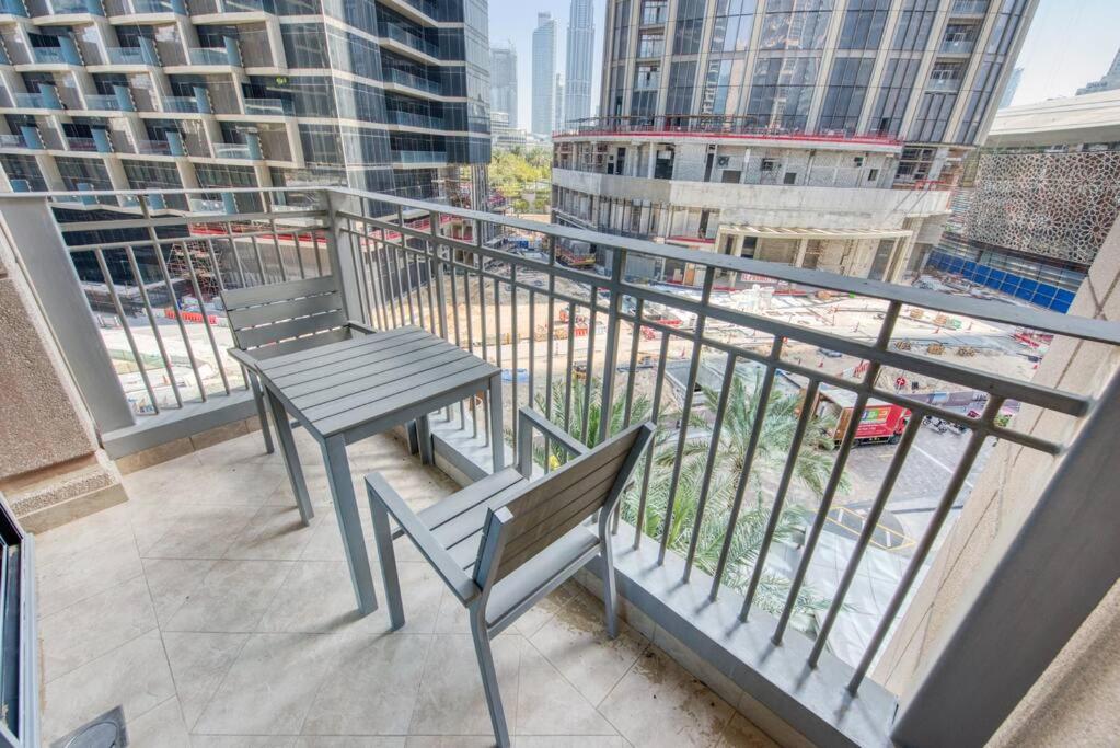 Downtown Dubai one bed with pool and gym