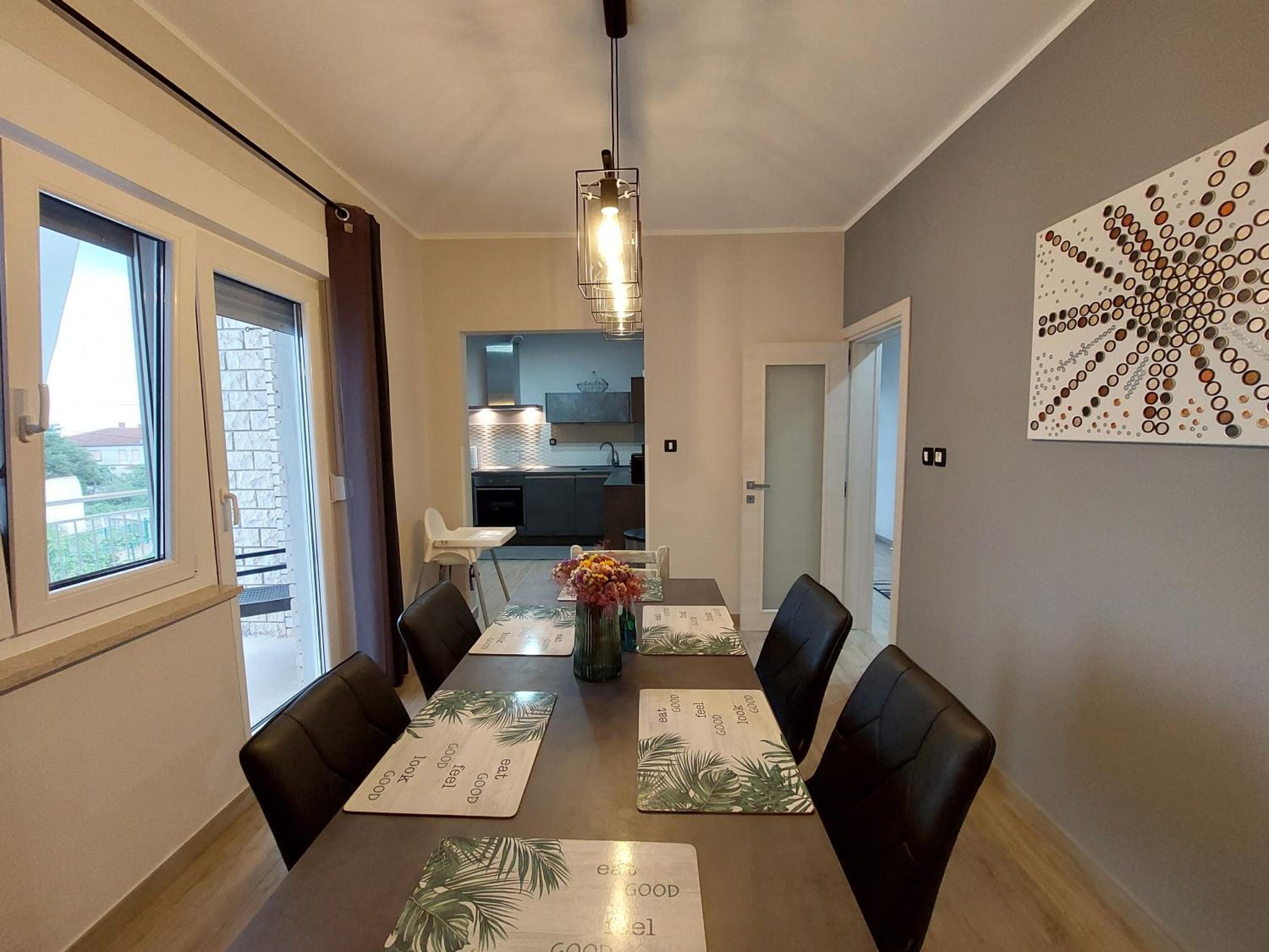 Family apartment Cathy view 3
