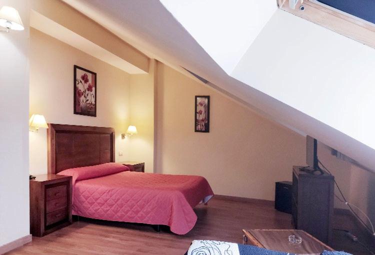 Torrejon de Ardoz Vacations - Hostal Plaza Mayor - Property Image 10