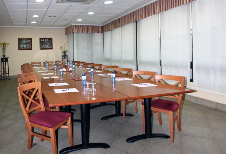 Torrejon de Ardoz Vacations - Hostal Plaza Mayor - Property Image 5