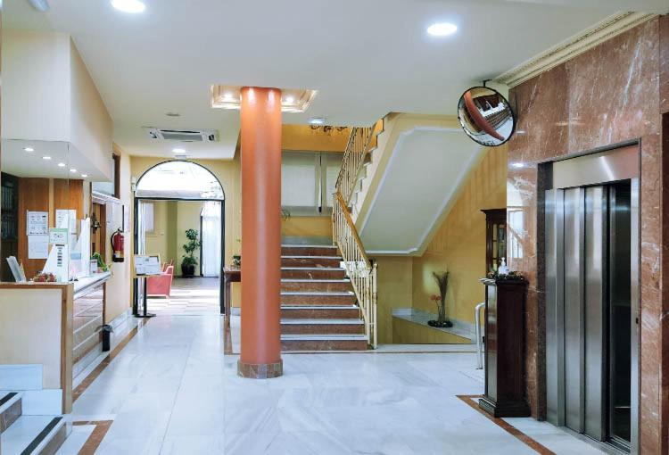 Torrejon de Ardoz Vacations - Hostal Plaza Mayor - Property Image 4