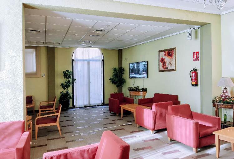 Torrejon de Ardoz Vacations - Hostal Plaza Mayor - Property Image 8