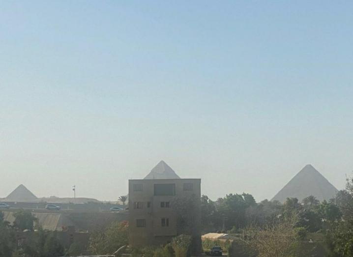 Villa by the Pyramids