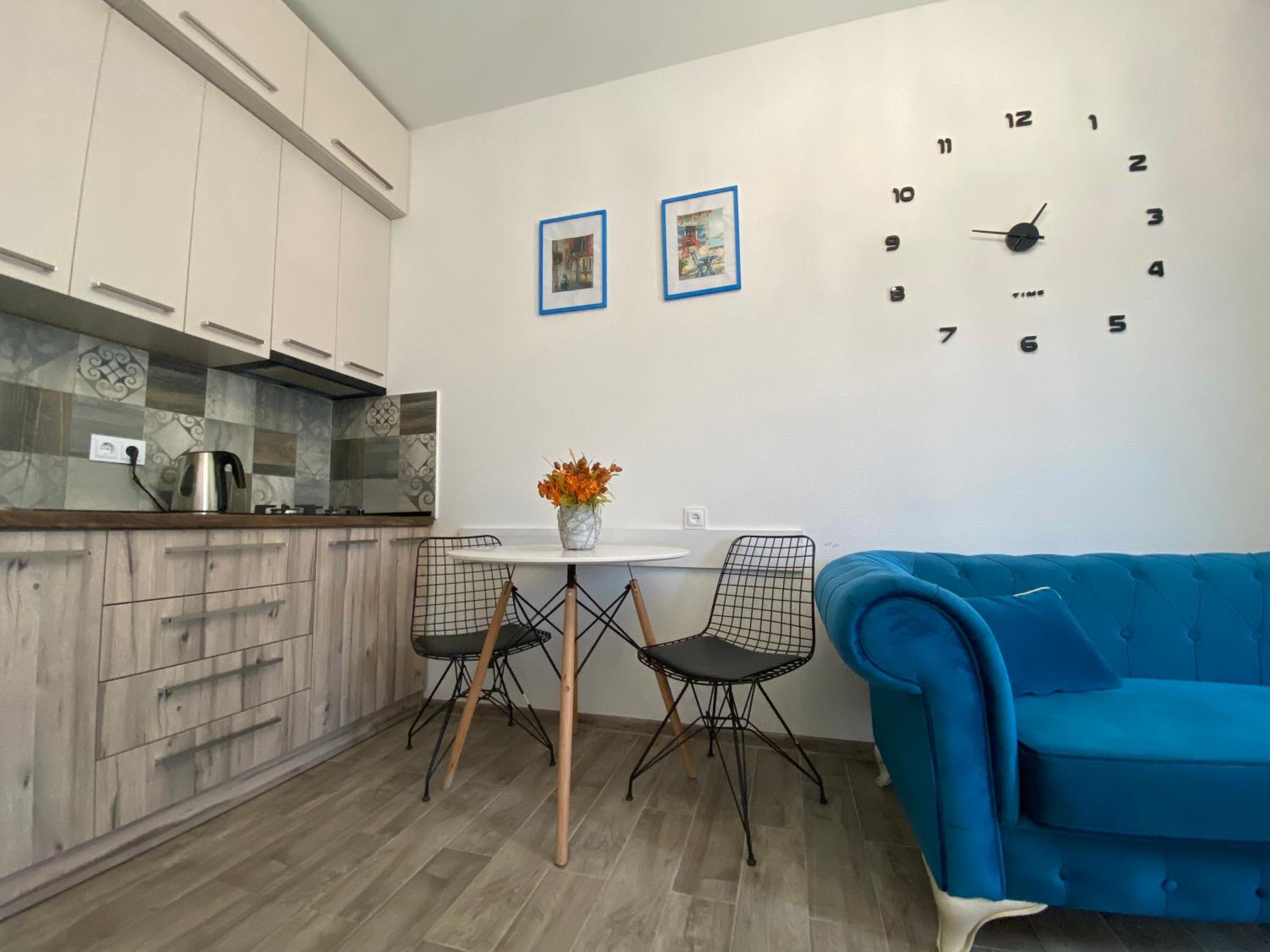 Studio apartment with balcony in Tbilisi view 5