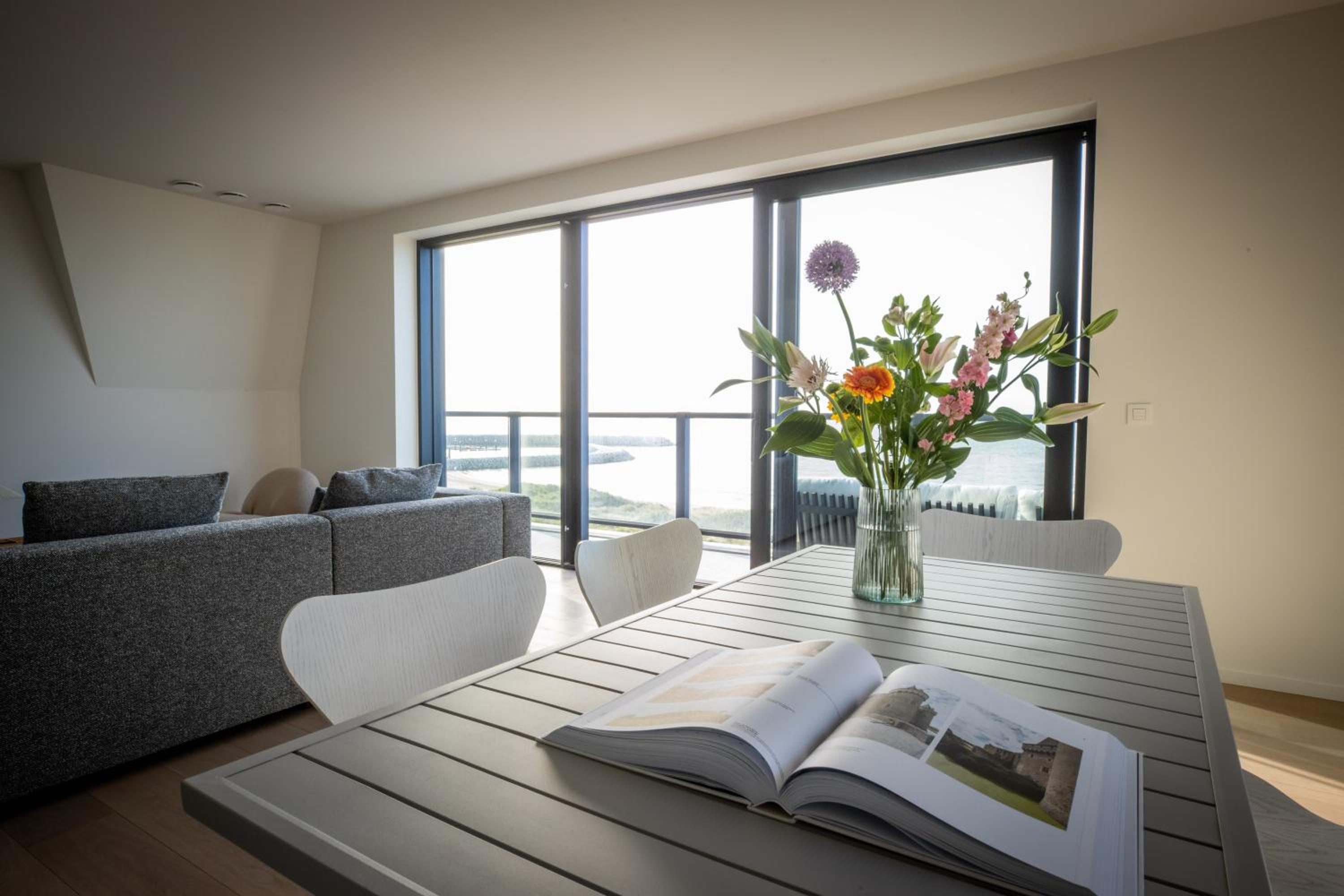 La Risacca, Luxurious, 3 bedroom, sea view design apartment view 3