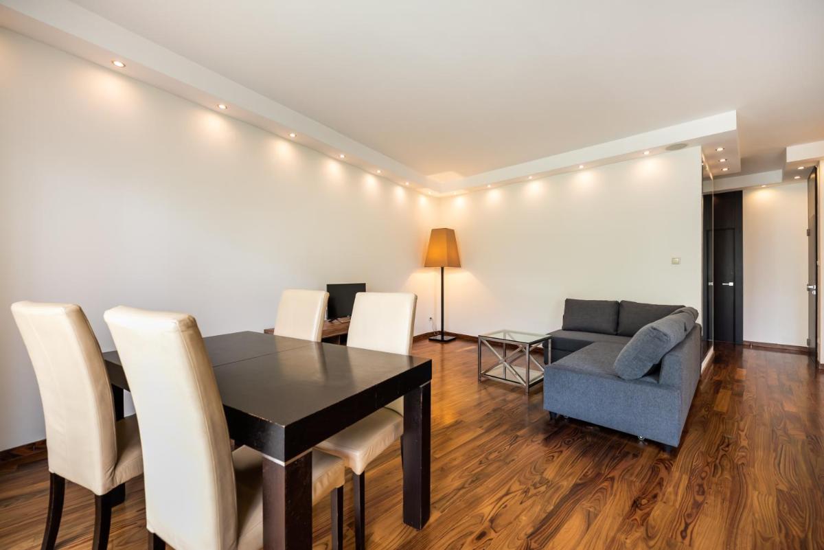 Royal Wilanów 2-bedroom Apartment view 2