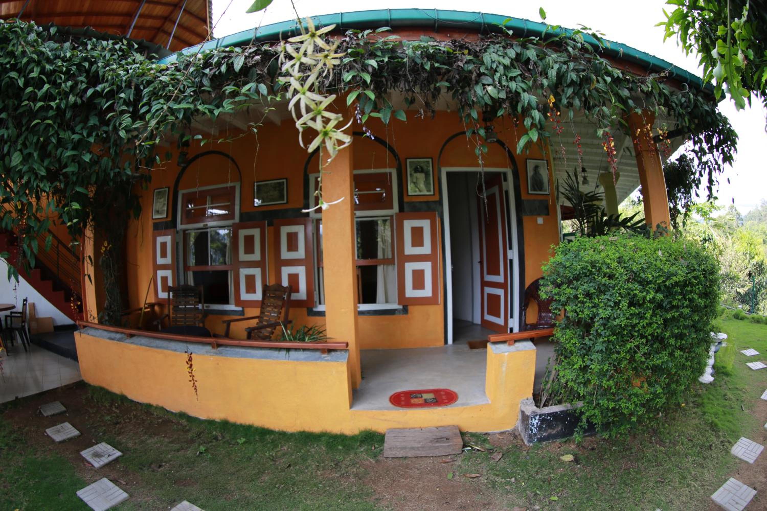 Tea Garden Holiday Inn